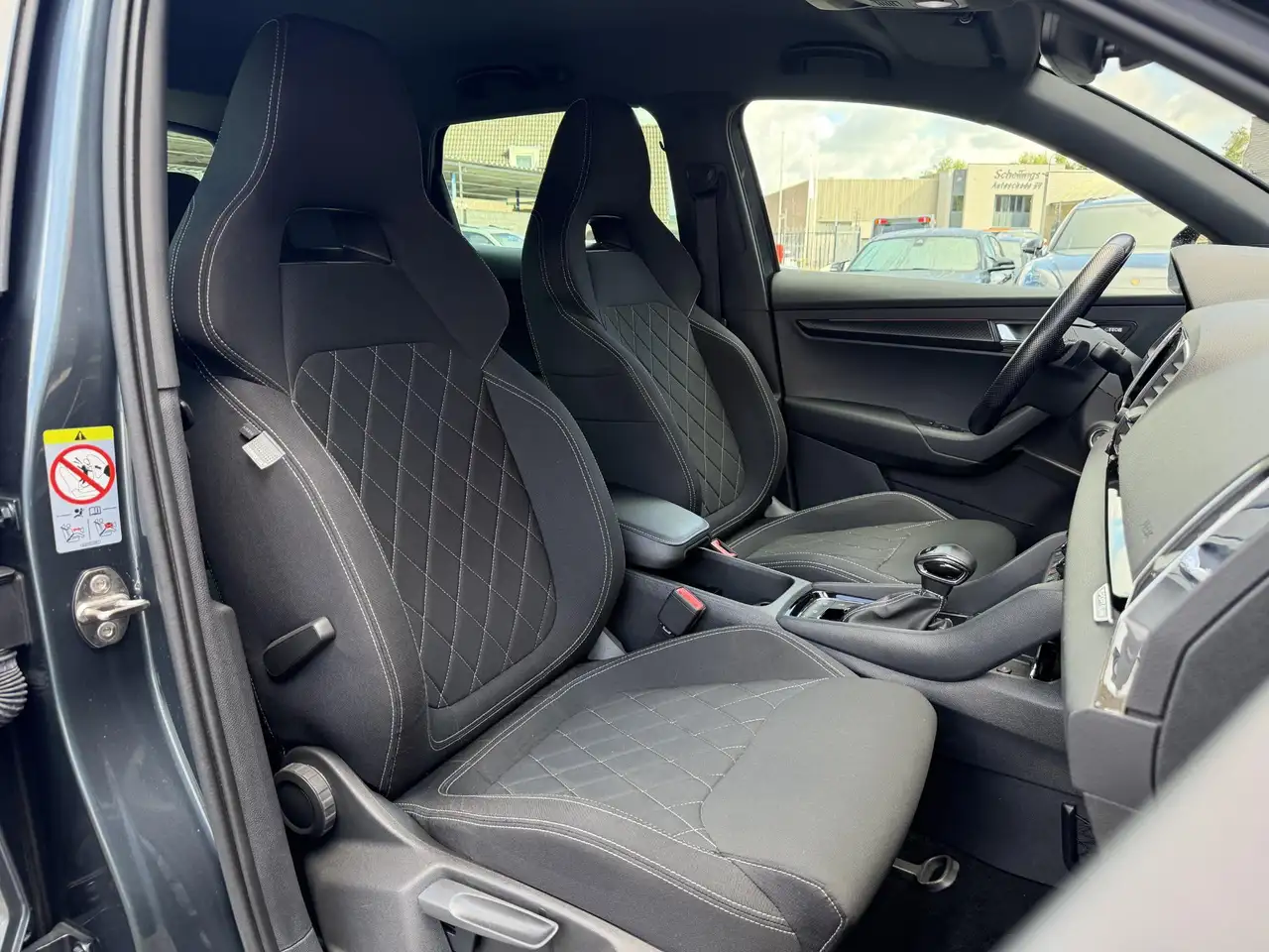 Skoda Karoq 1.5 TSI ACT Sportline Navi Trekhaak Dealer OH, миниатюра 4