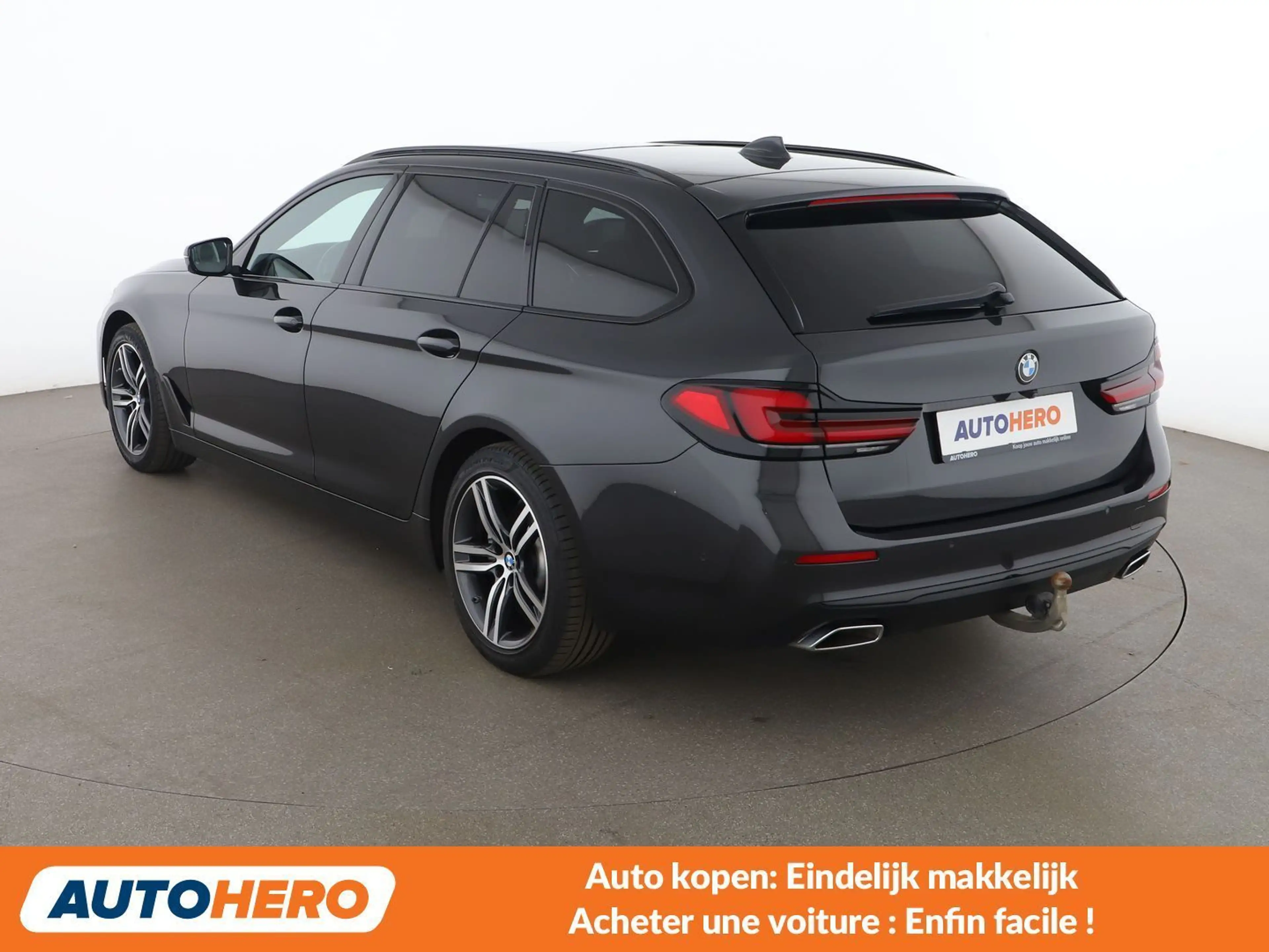BMW 520 520d Mild-Hybrid Luxury Line — photo 4