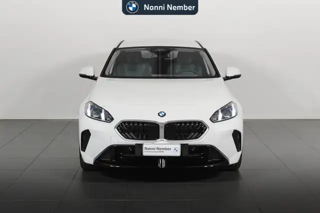 BMW 1 Series view 2