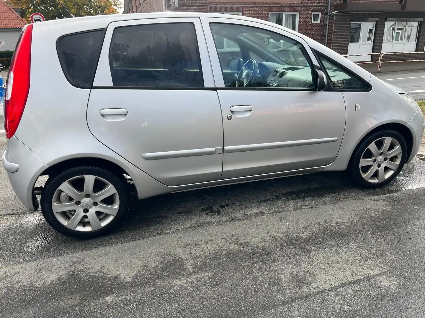 Mitsubishi Colt Colt 1.1 - 2