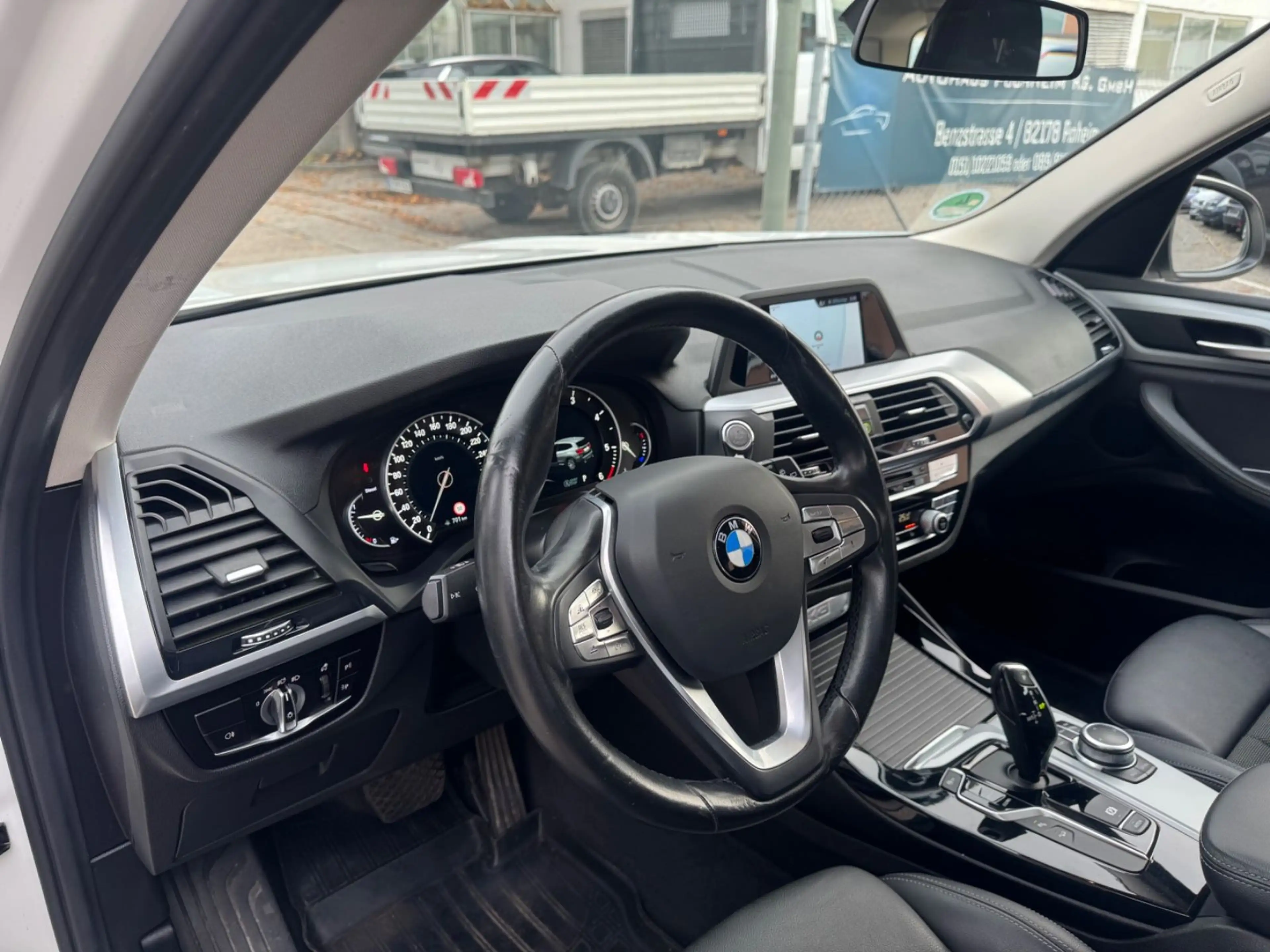 BMW X3 xDrive 20d LED/Navi/Leder/ACC/Kam/AHK/SZH/DAB — photo 13