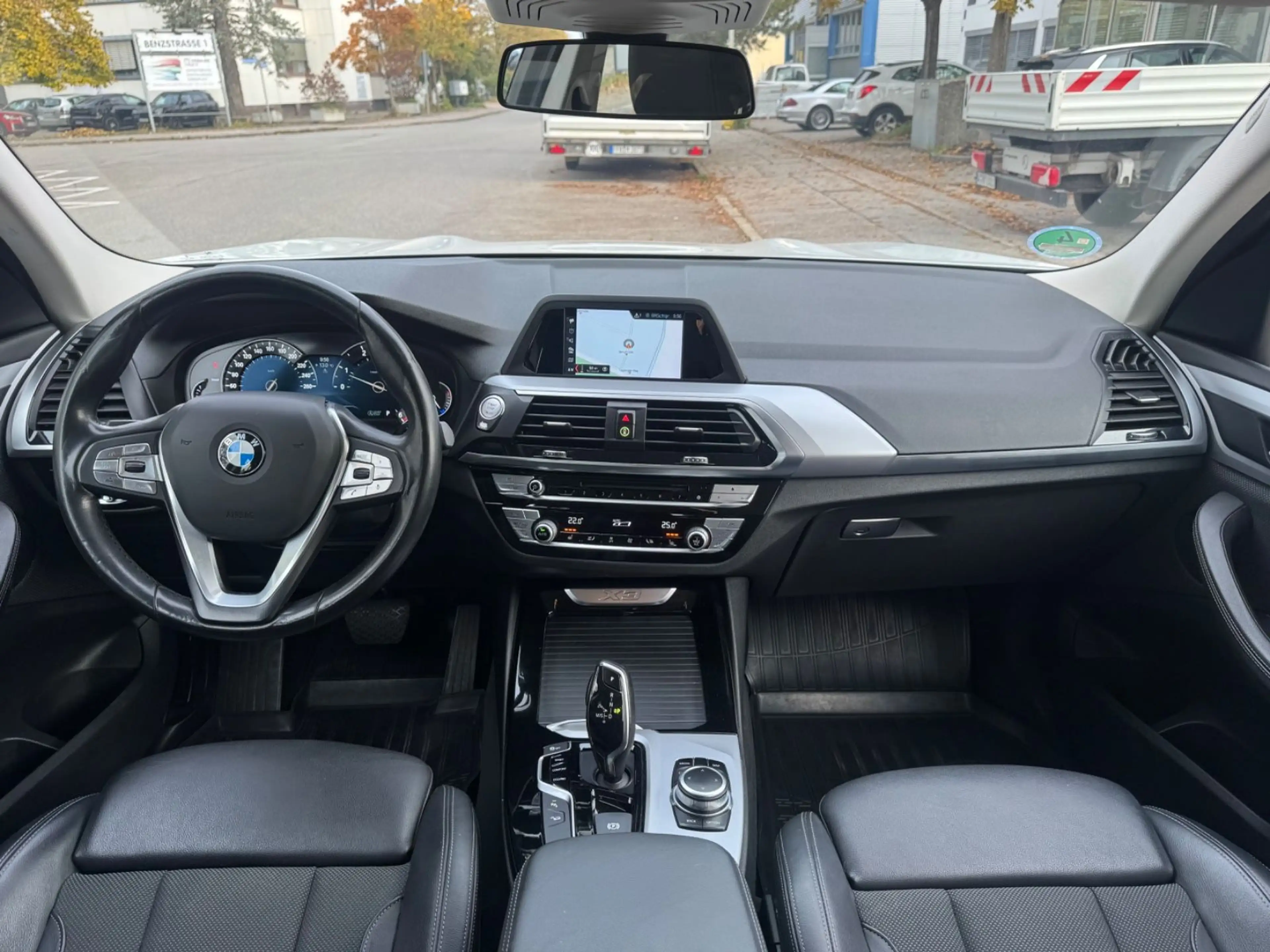 BMW X3 xDrive 20d LED/Navi/Leder/ACC/Kam/AHK/SZH/DAB — photo 2
