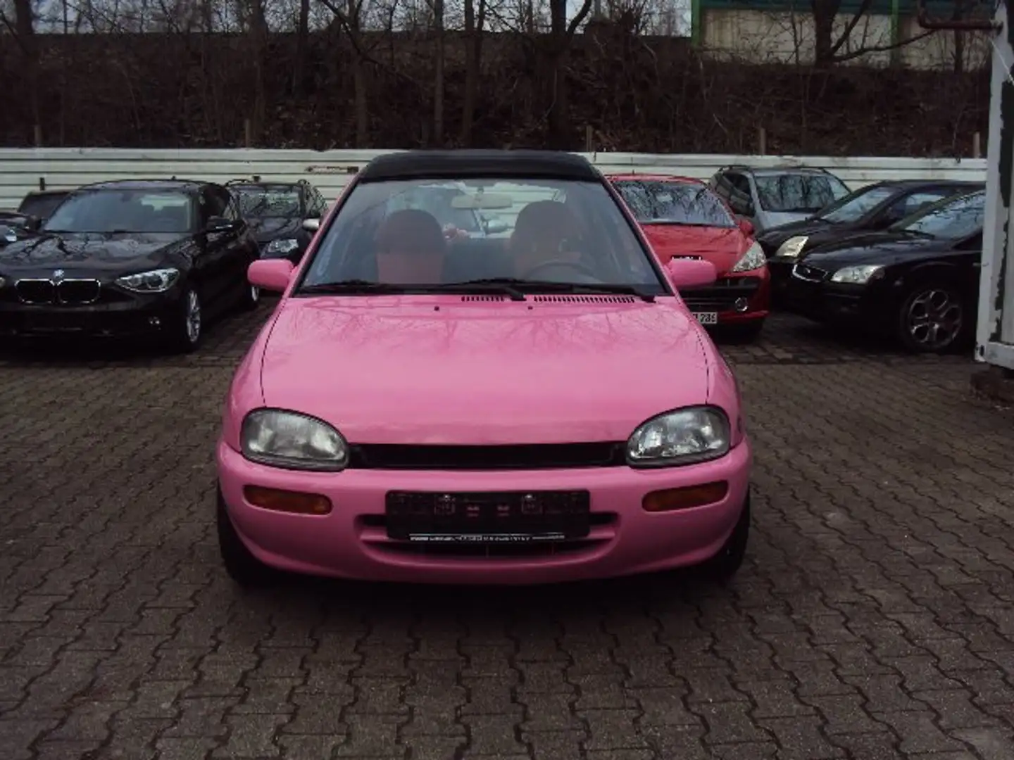 Mazda 121 16V Canvas Top GLX,Milka Edition,Top Zustand. Verde - 2