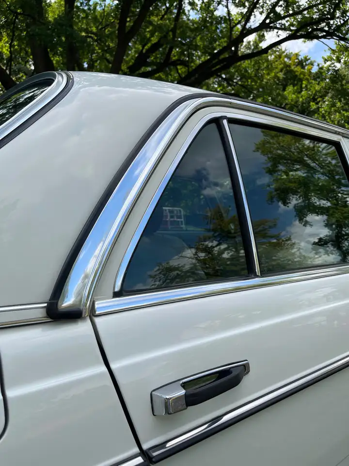 Mercedes-Benz 200 Mercedes W123 200/über 9.000 investiert/TÜV NEU, foto 11
