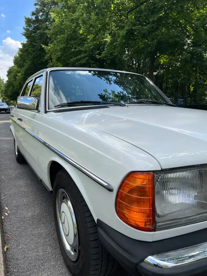 Mercedes-Benz 200 Mercedes W123 200/über 9.000 investiert/TÜV NEU, foto 9