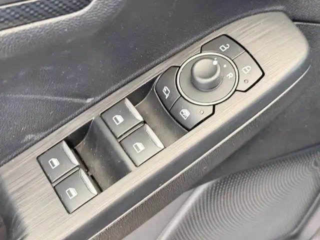 Ford Kuga view 18