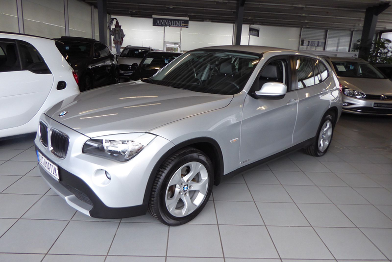 BMW X1 sDrive 18 i Automatik erst 66.900 KM!! AHK