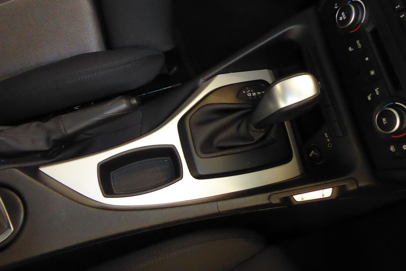BMW X1 sDrive 18 i Automatik erst 66.900 KM!! AHK — photo 12