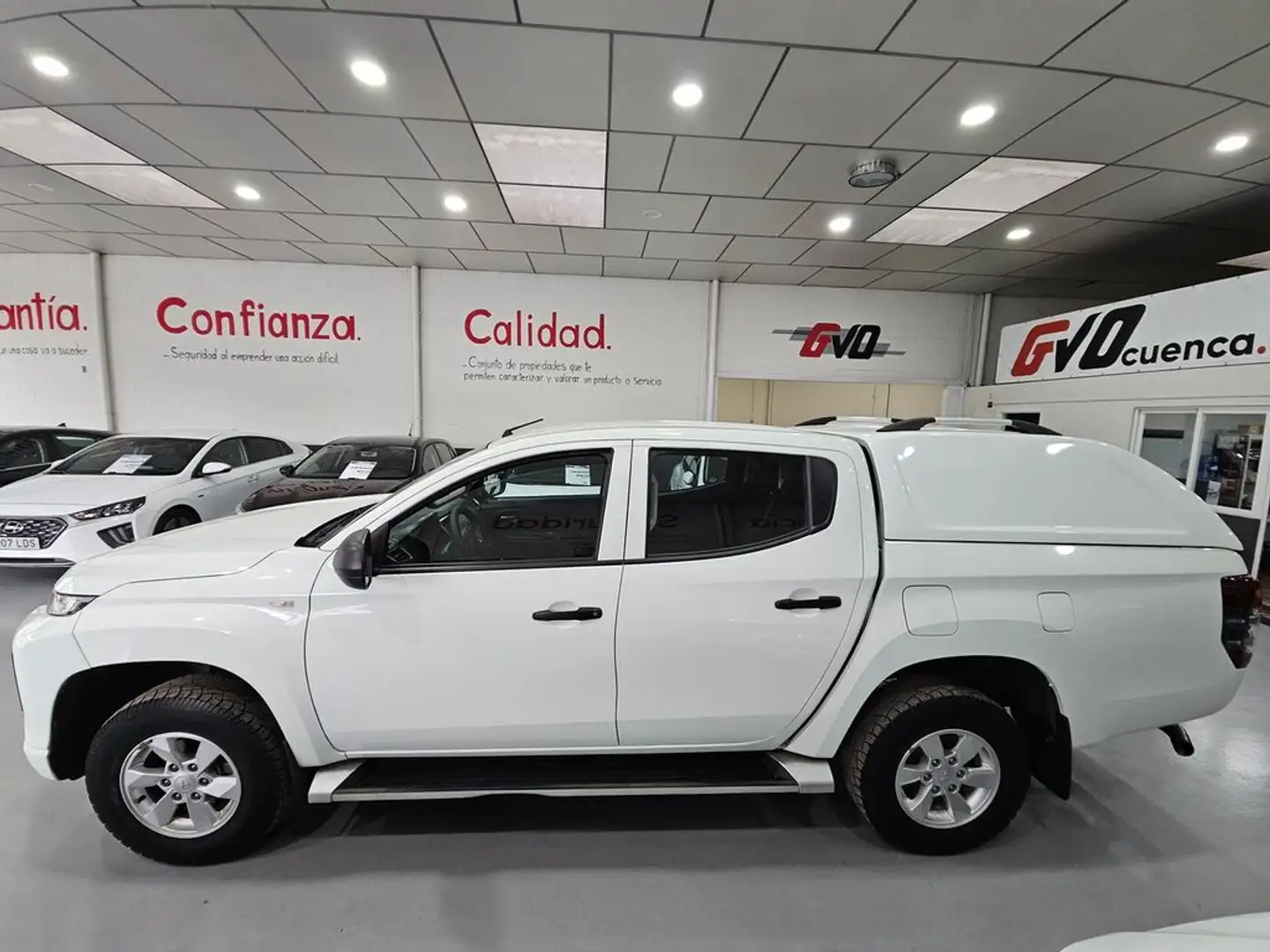 Mitsubishi L200 2.2 DI-D 4WD Blanc - 2