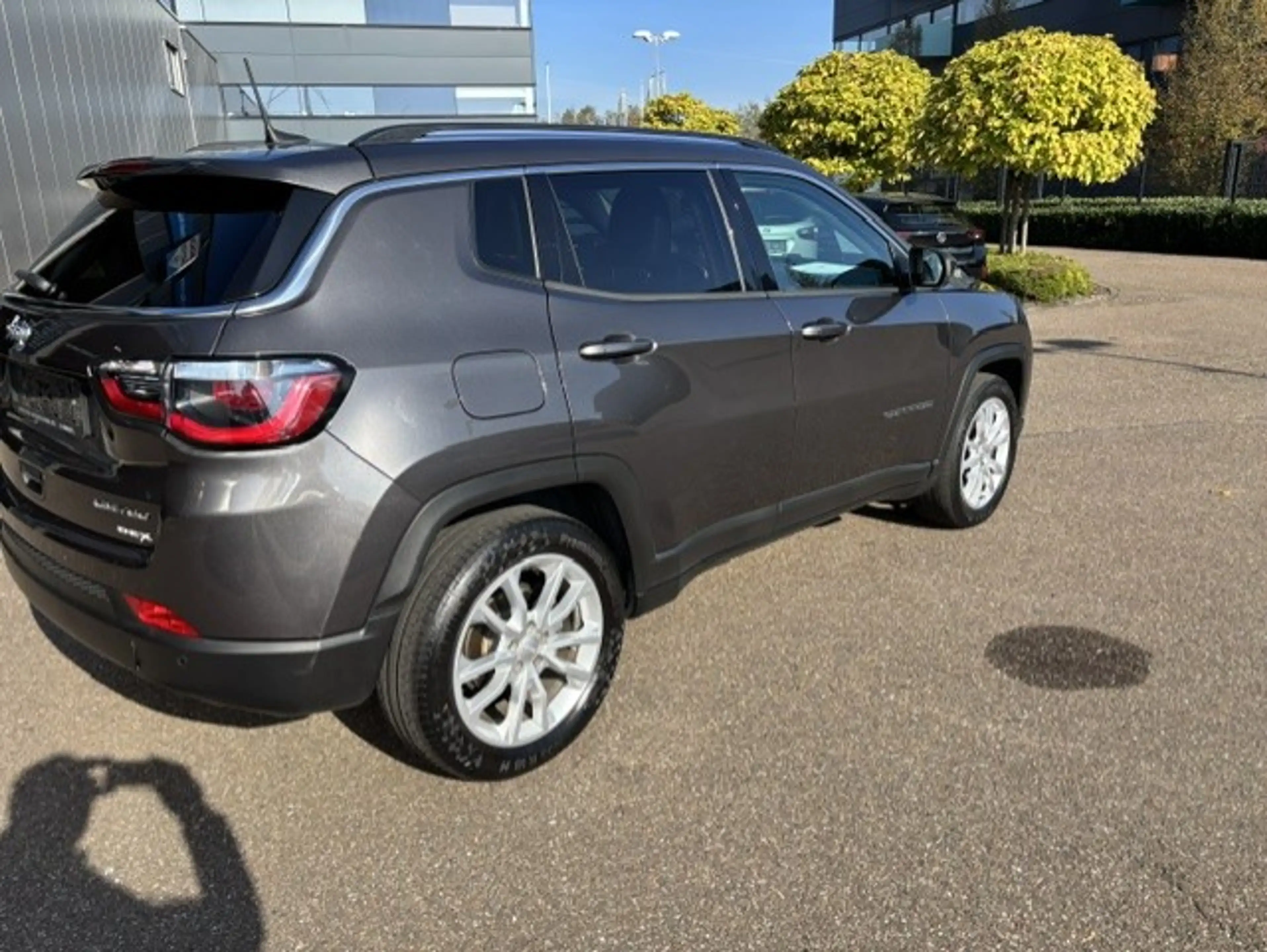 Jeep Compass Compass 1.3 Turbo 4x2 Limited DDCT/Navigatie/1j gar(1) — photo 3