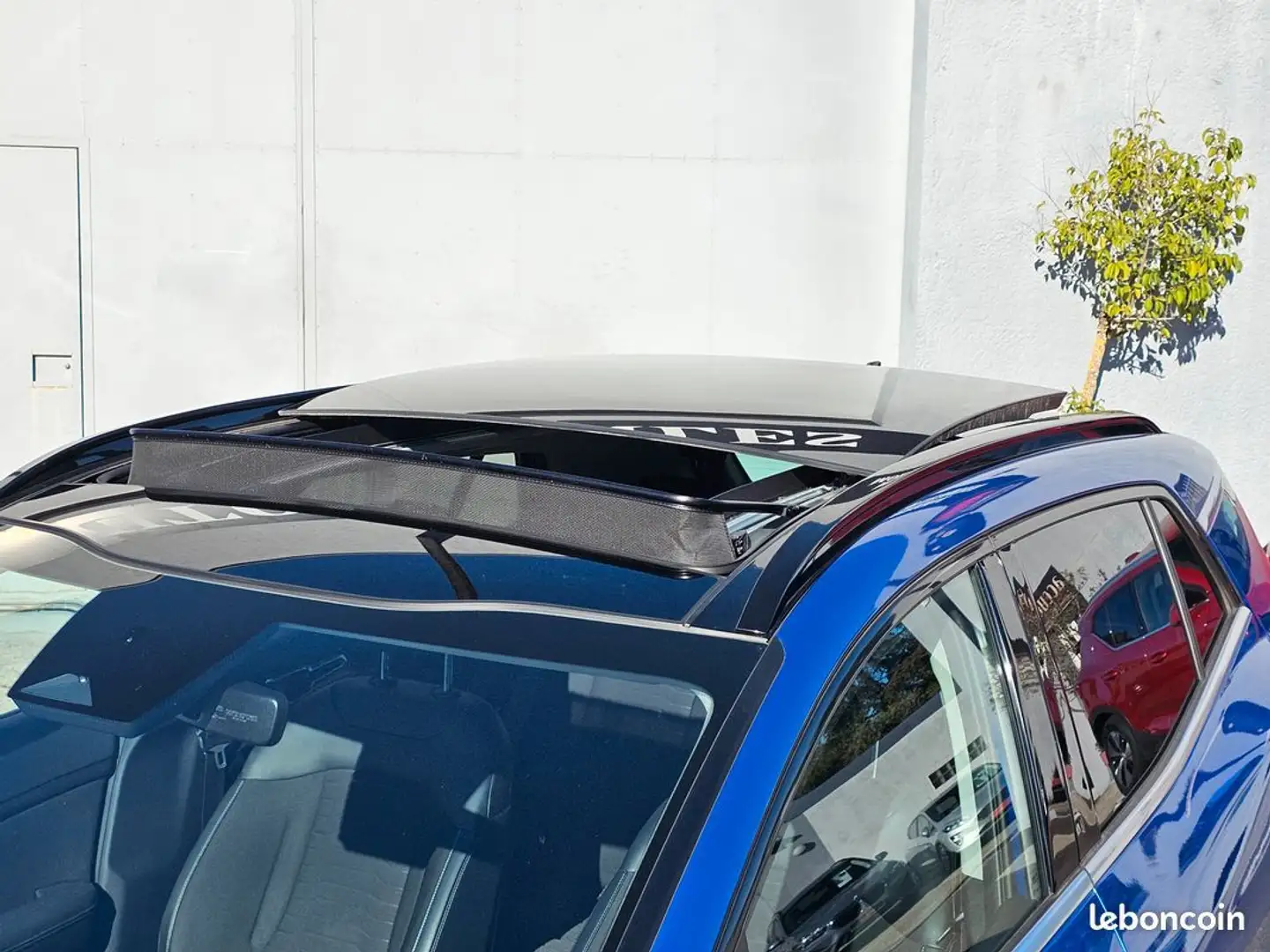 Kia Sportage Superbe toit ouvrant 2022 1°main Bleu - 2