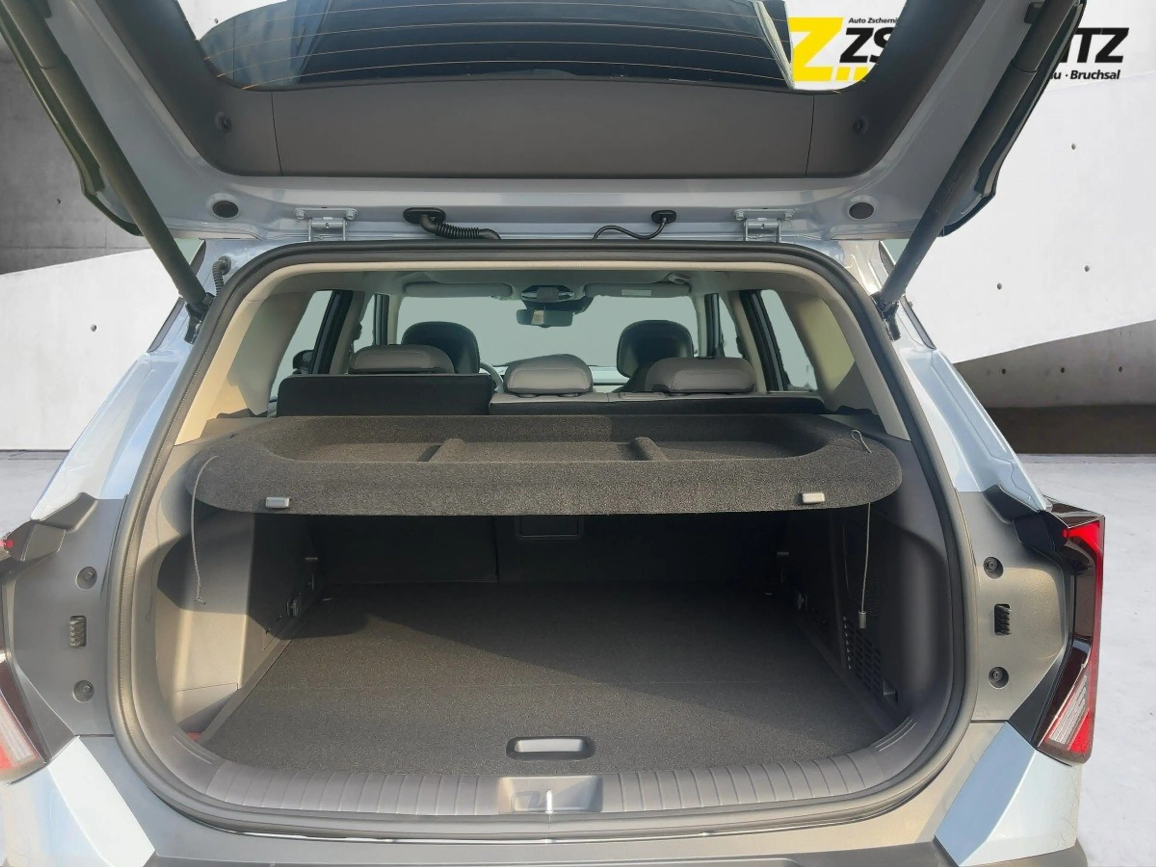 Kia Seltos 1.6 T-GDI W Spirit Navi+SHZ+2xKlima+Kam. — photo 6