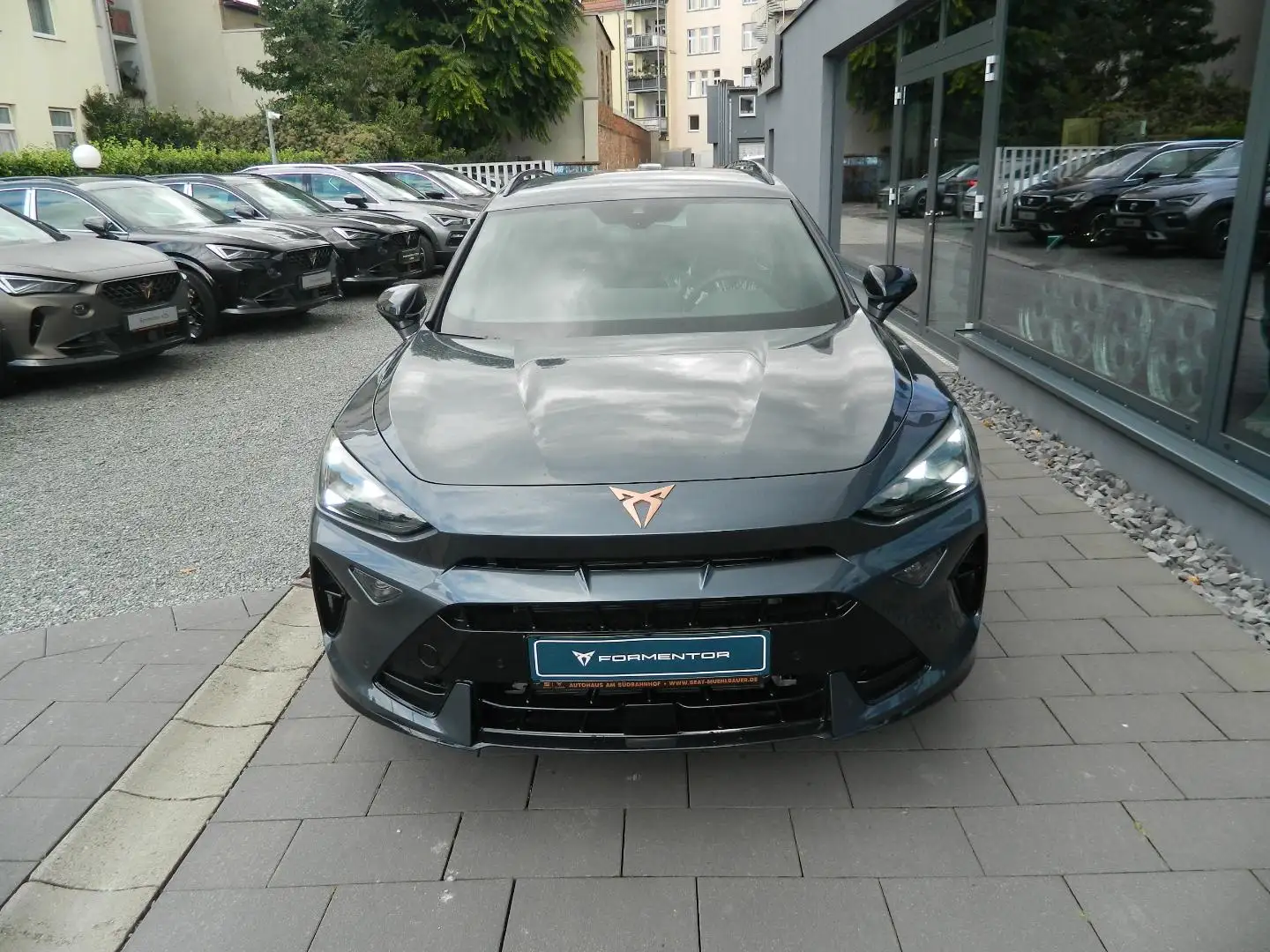 CUPRA Formentor 1.5 eTSI DSG Sennheiser/PurePerformance/DynamicDes Grau - 2