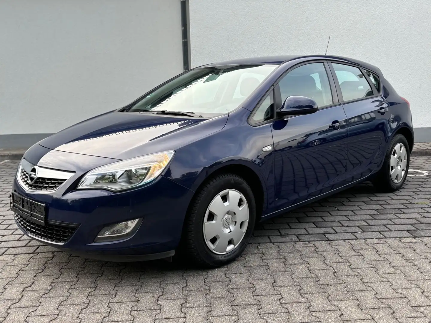 Opel Astra J Turbo 1,4 Benzin EURO5 TÜV Neu Bleu - 1