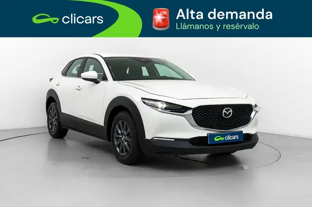 Mazda CX-30 view 3
