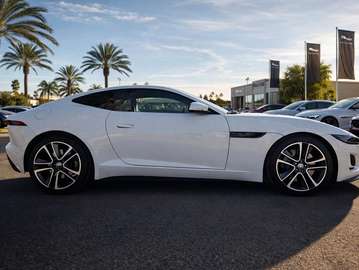 F-Type Coupé 2.0 I4 R-Dynamic Aut. 300 R-Dynamic