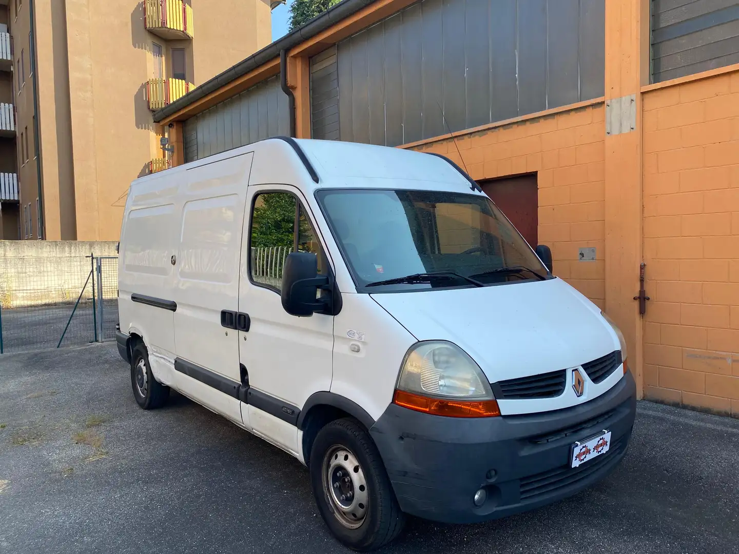 Renault Master furgonato t35/150 2.5 dci 146 Cv - 1