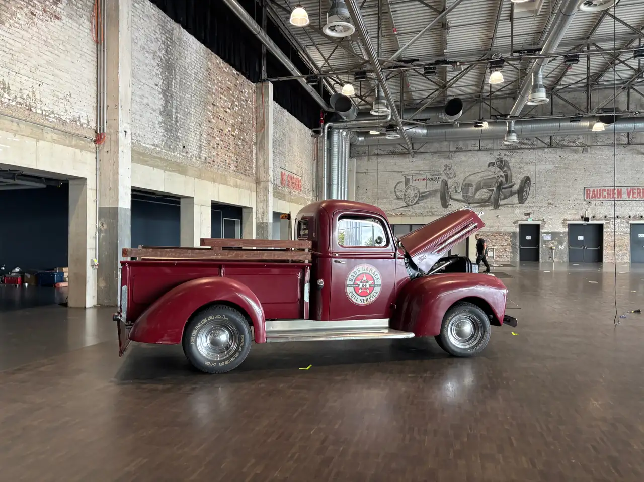 Ford 1/2 Ton Jailbar Hot Rod, foto 2
