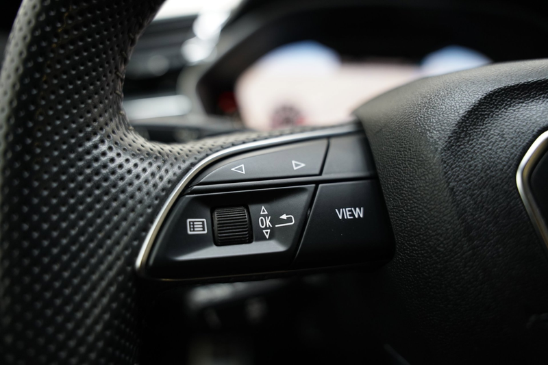 Audi Q3 40 TFSI quattro 2x S LINE PANO VIRTUAL LEER LED SF — photo 37