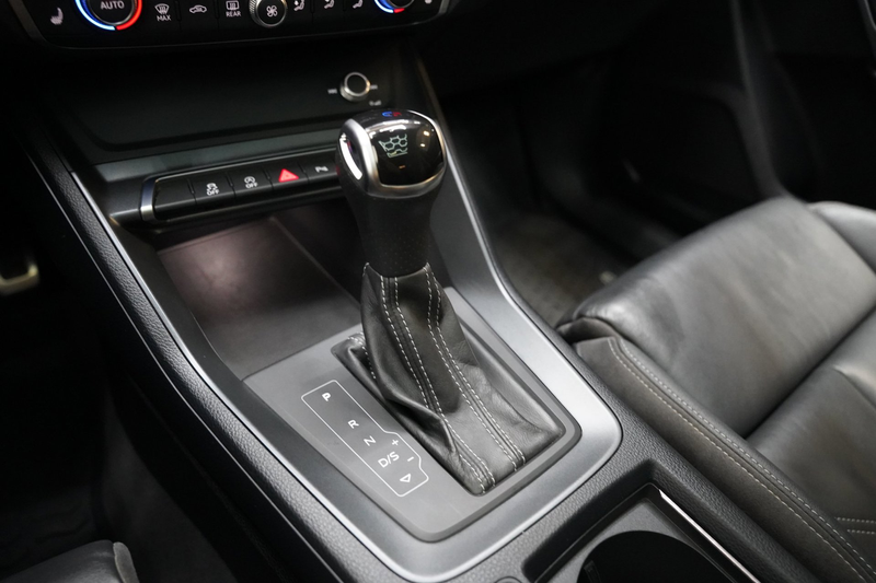 Audi Q3 40 TFSI quattro 2x S LINE PANO VIRTUAL LEER LED SF — photo 15