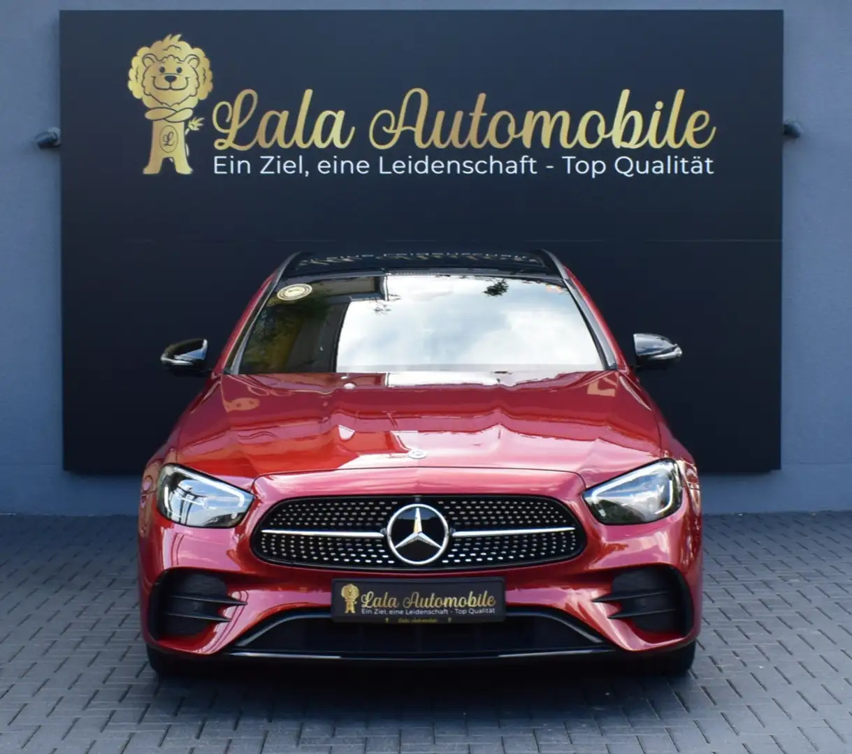 Mercedes-Benz E 400 d 4Matic 2.9 CDI AMG PANORAMA 360° AMBIENT Rot - 2