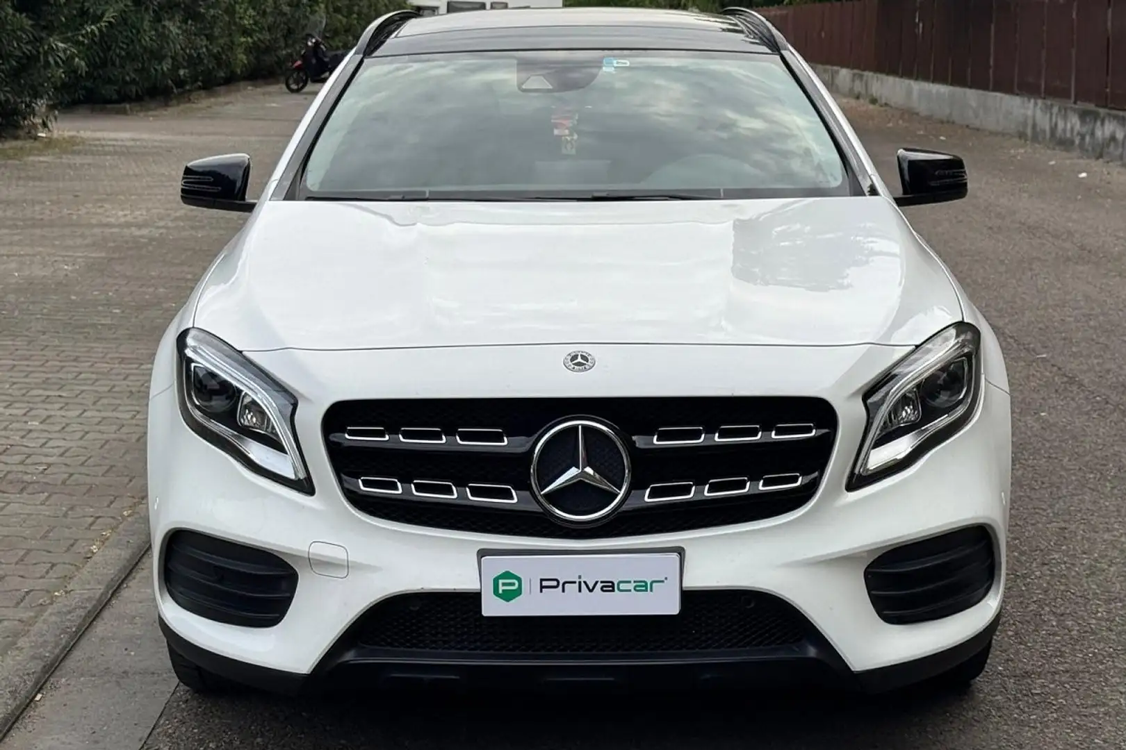 Mercedes-Benz GLA 200 GLA 200 d Automatic 4Matic Premium Blanc - 2