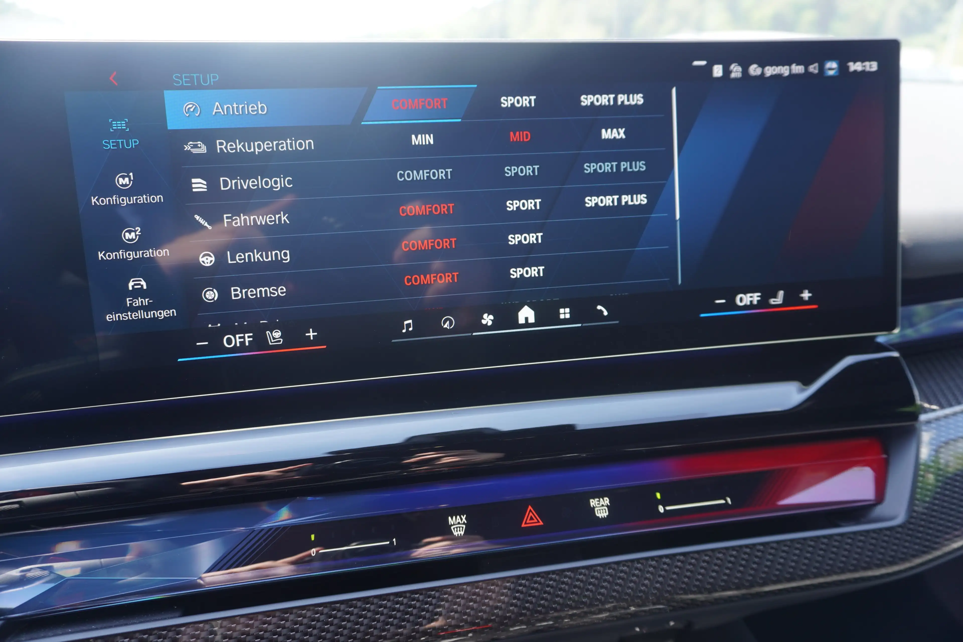 BMW M5 Touring — photo 15