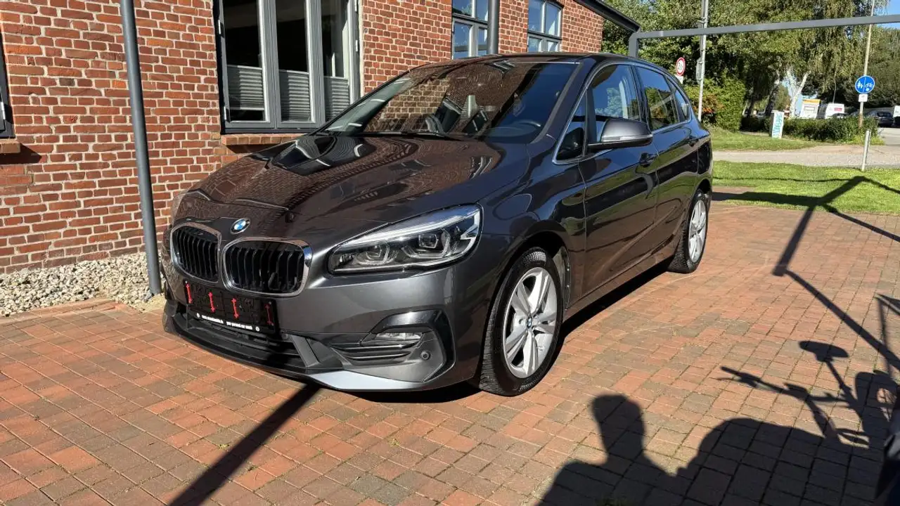 2020 BMW Sonstige F45, photograph 1