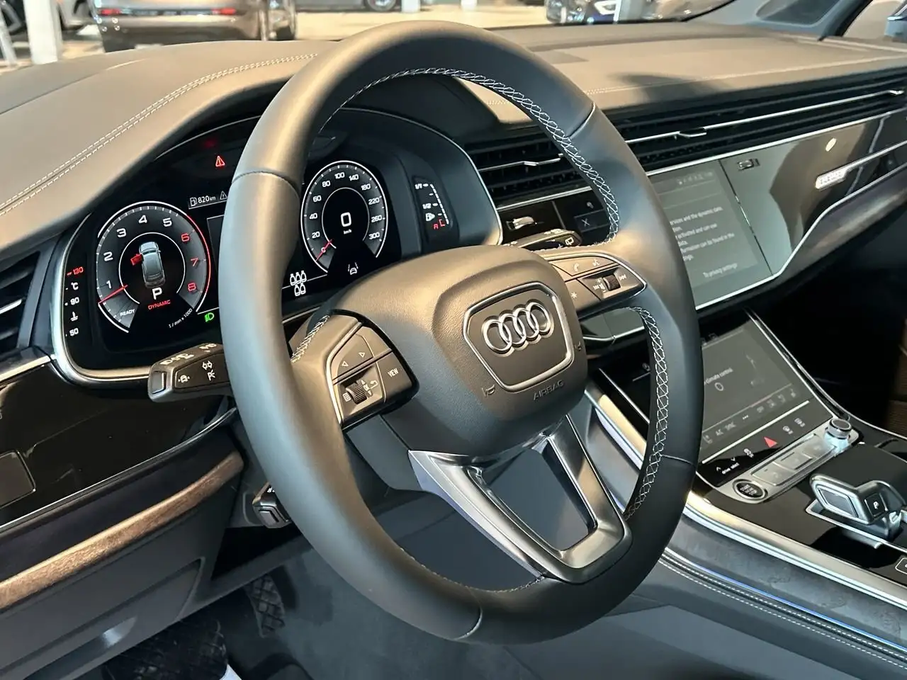Audi Q7 снимка Audi Q7
