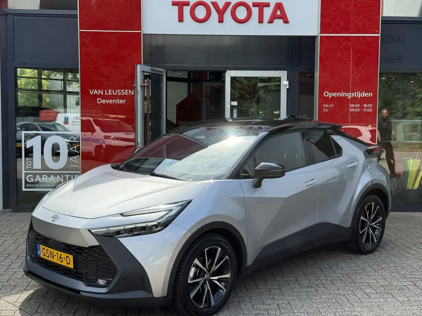 Toyota C-HR 1.8 Hybrid 140 First Edition NL-AUTO CLIMA LM NAVI Gris - 1