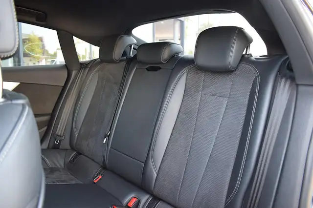Audi A5 view 6