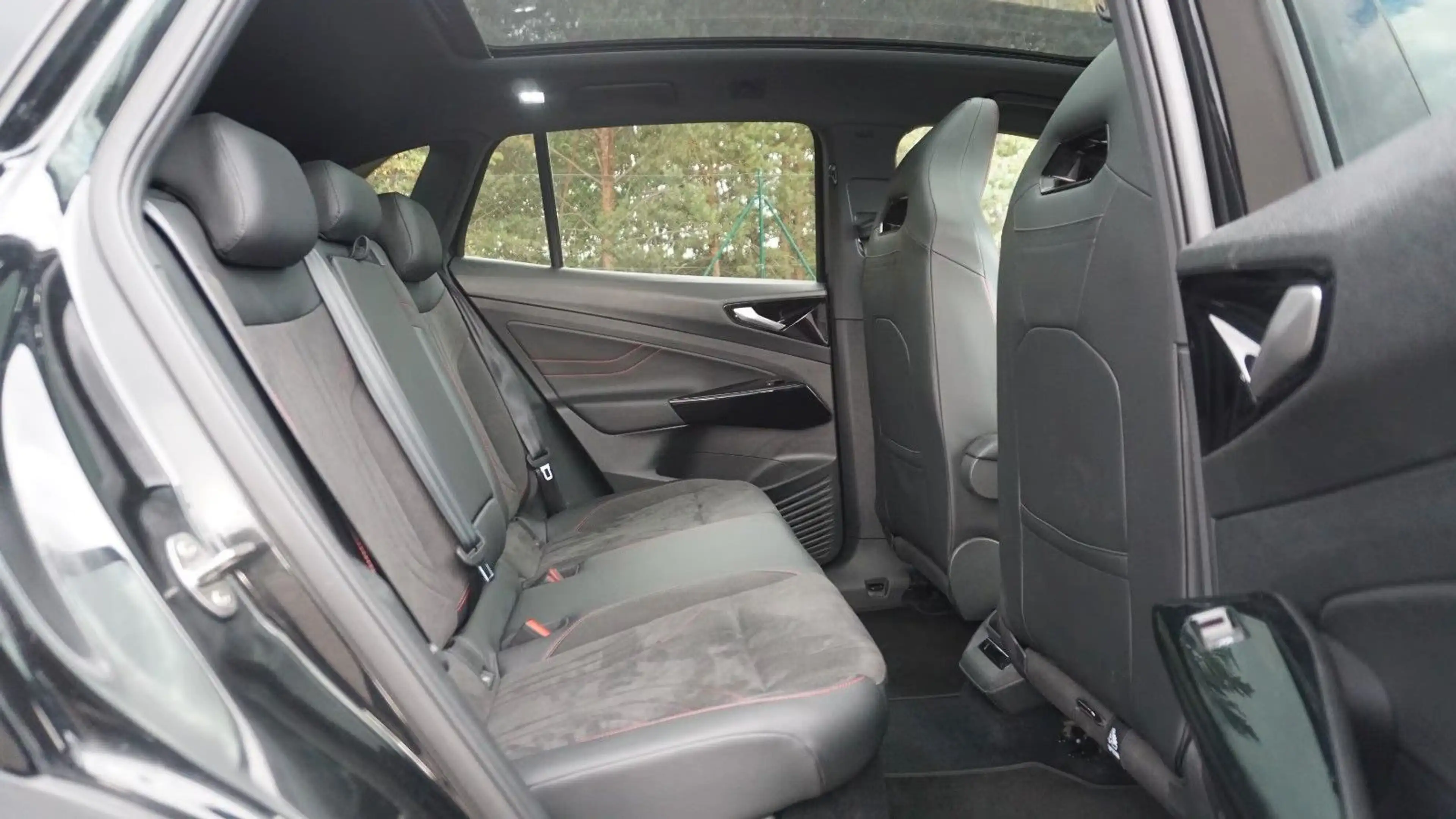 Volkswagen ID.4 GTX 4Motion IQ ACCCamAHKPanoMassageKey — photo 14