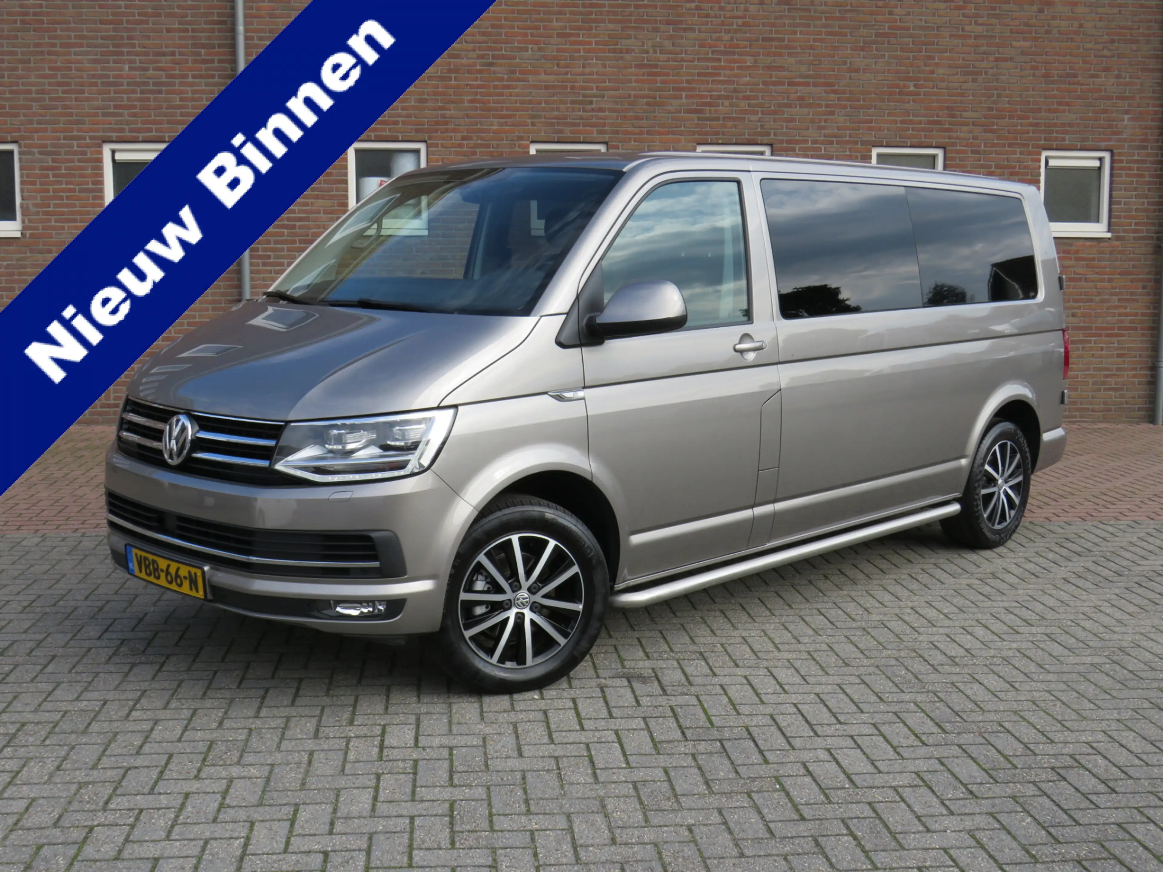 Volkswagen Transporter 2.0 TDI 150Pk DSG L2H1 DC Highline * Rijklaarprijs