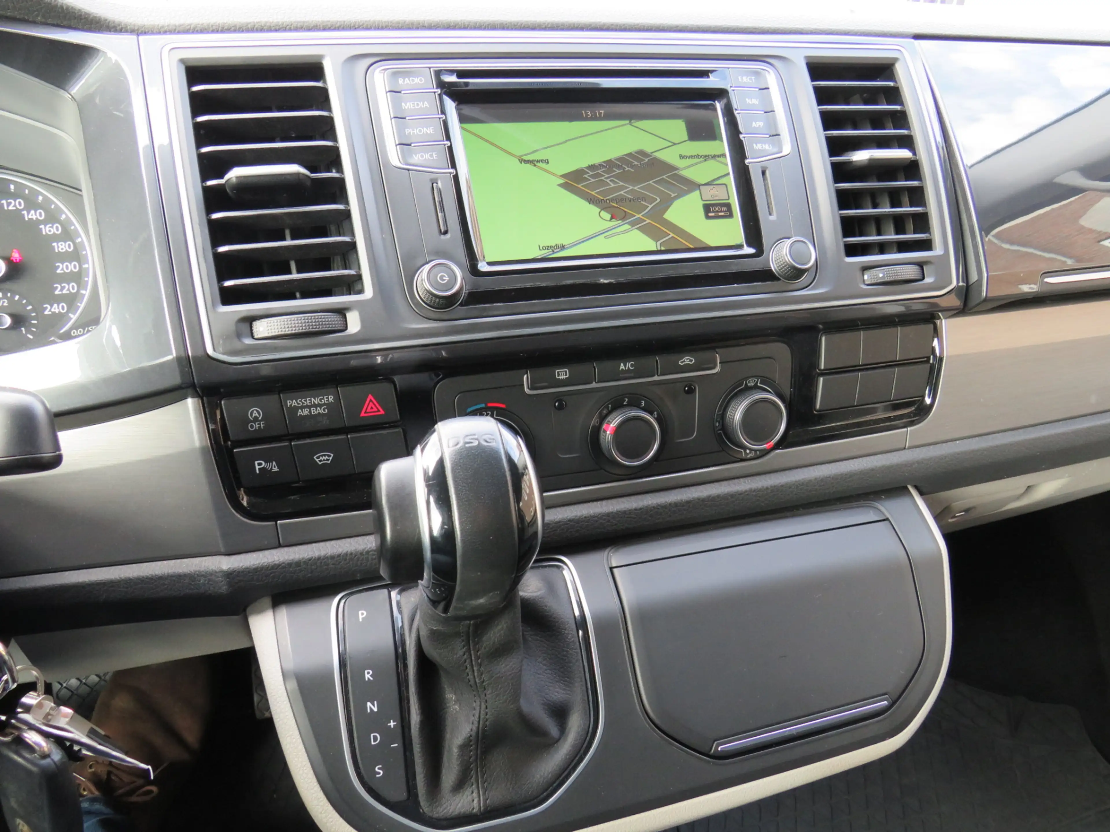 Volkswagen Transporter 2.0 TDI 150Pk DSG L2H1 DC Highline * Rijklaarprijs — photo 8