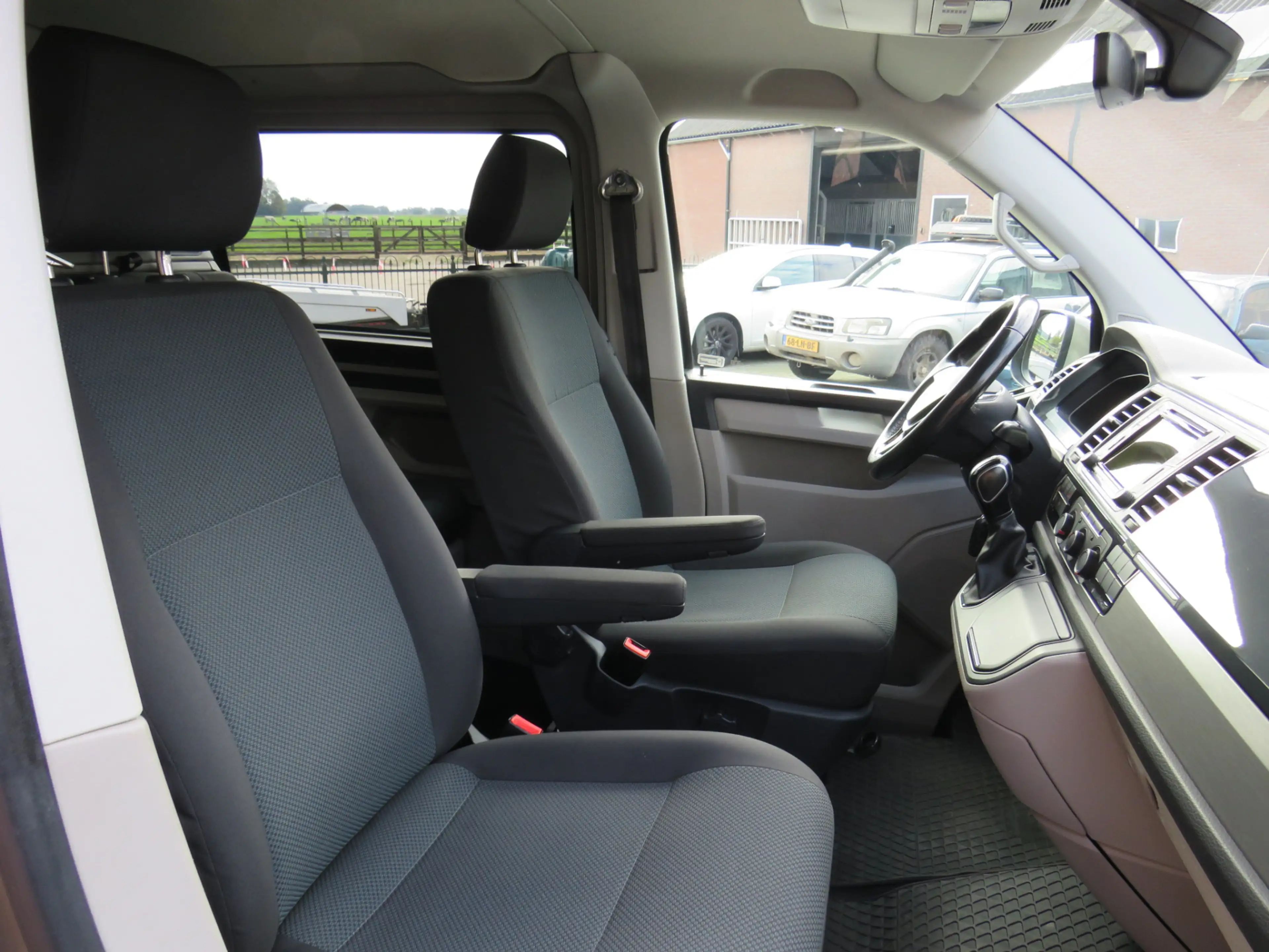 Volkswagen Transporter 2.0 TDI 150Pk DSG L2H1 DC Highline * Rijklaarprijs — photo 24