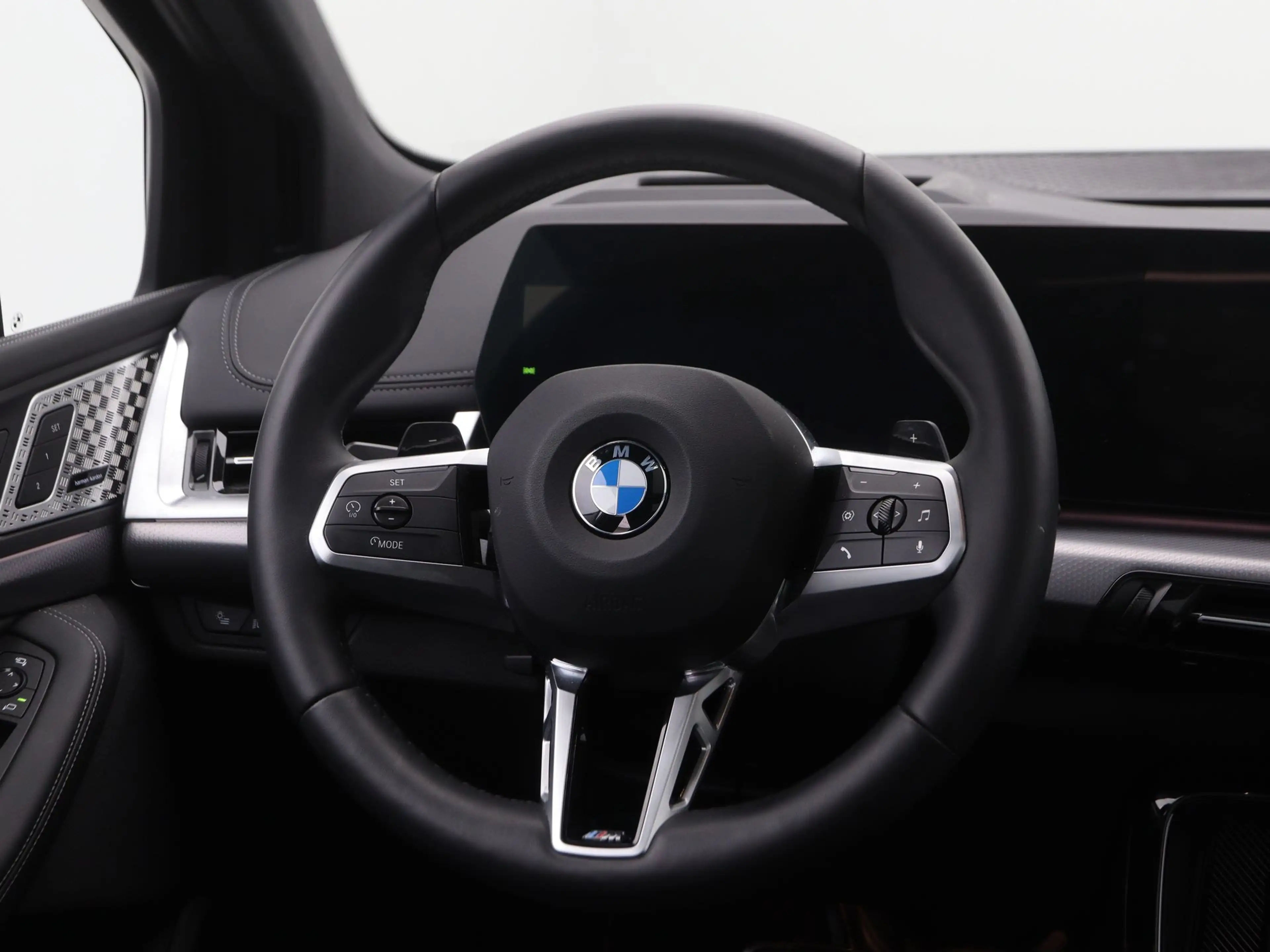 BMW 223 2-serie Active Tourer 223i xDrive — photo 2