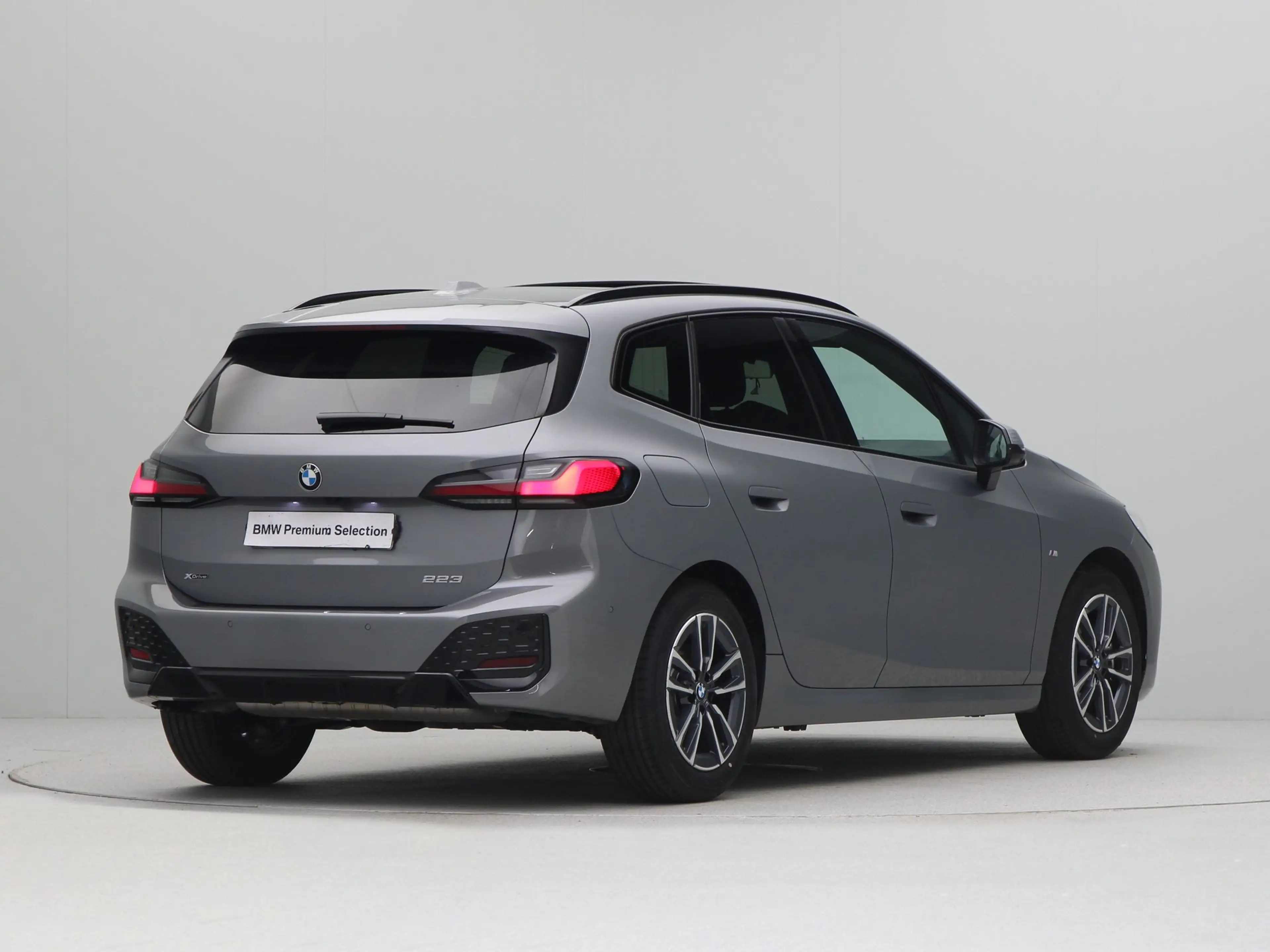 BMW 223 2-serie Active Tourer 223i xDrive — photo 9