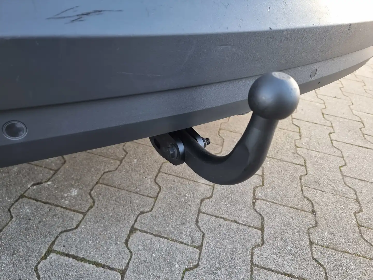 Volkswagen Caddy Maxi Kasten BMT AHK Regale Klima Tempomat Weiß - 2