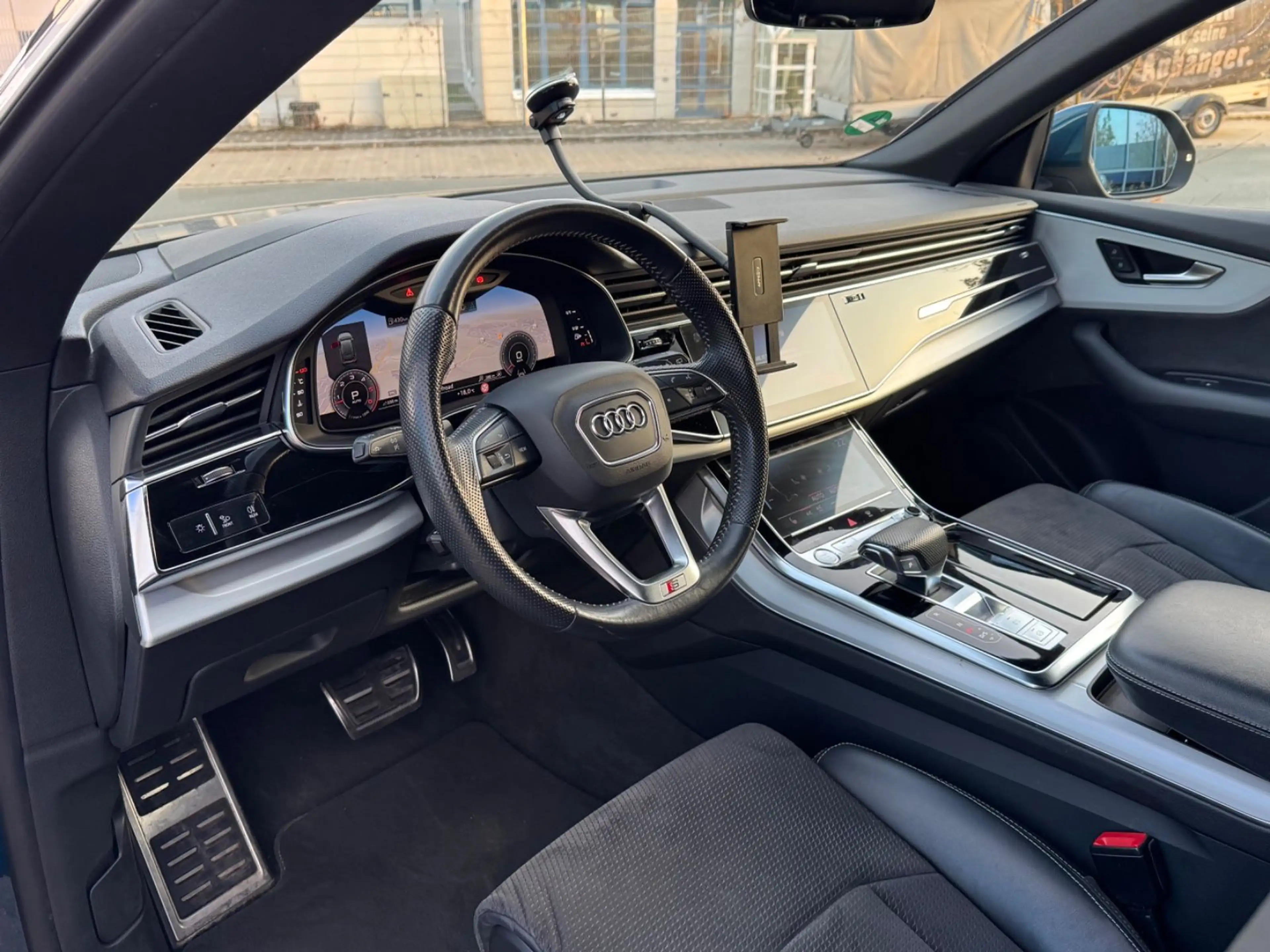 Audi Q8 50 TDI 210 KW quattro 3 S-line Standheizung — photo 12