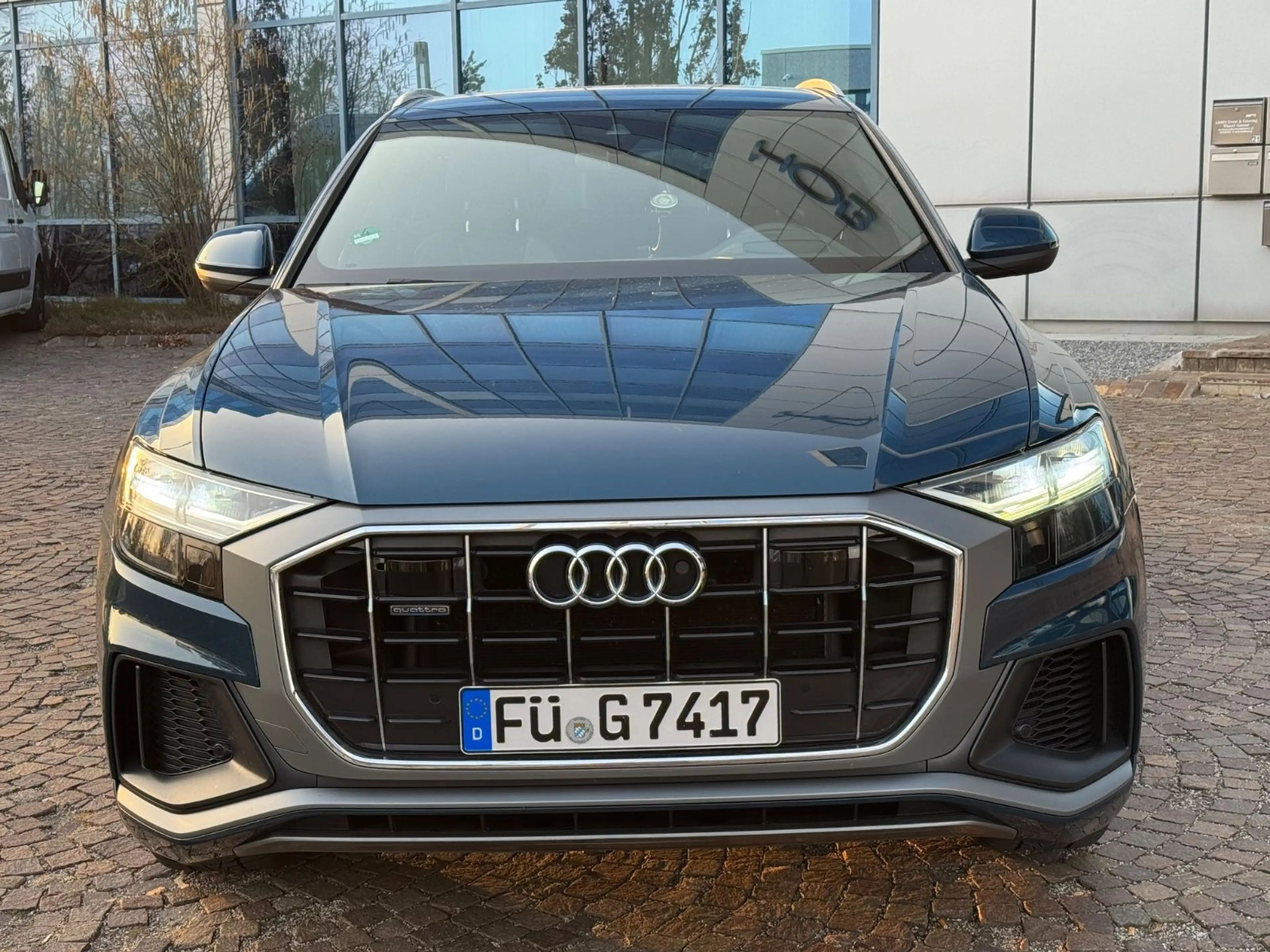 Audi Q8 50 TDI 210 KW quattro 3 S-line Standheizung — photo 3