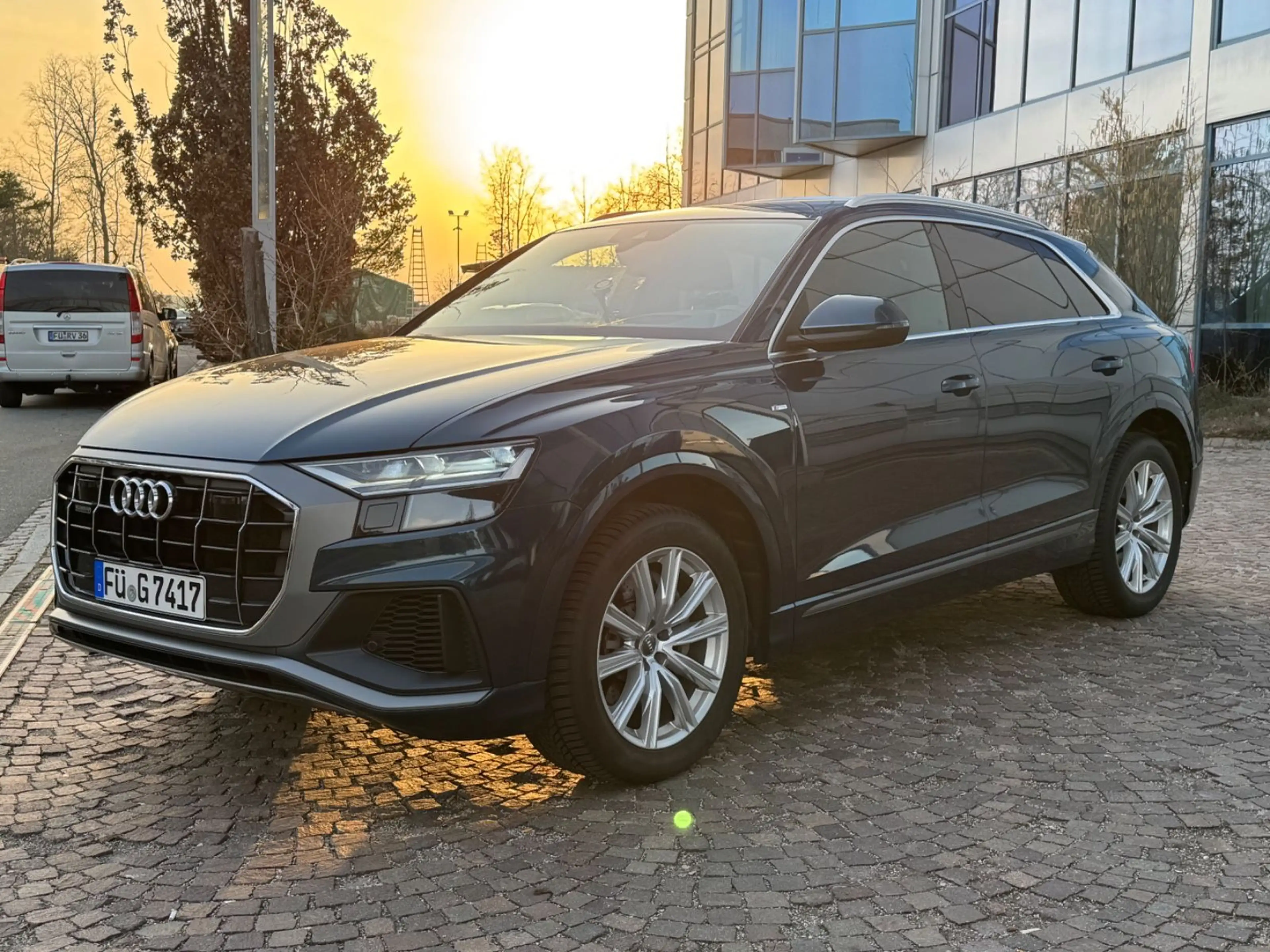Audi Q8 50 TDI 210 KW quattro 3 S-line Standheizung — photo 2