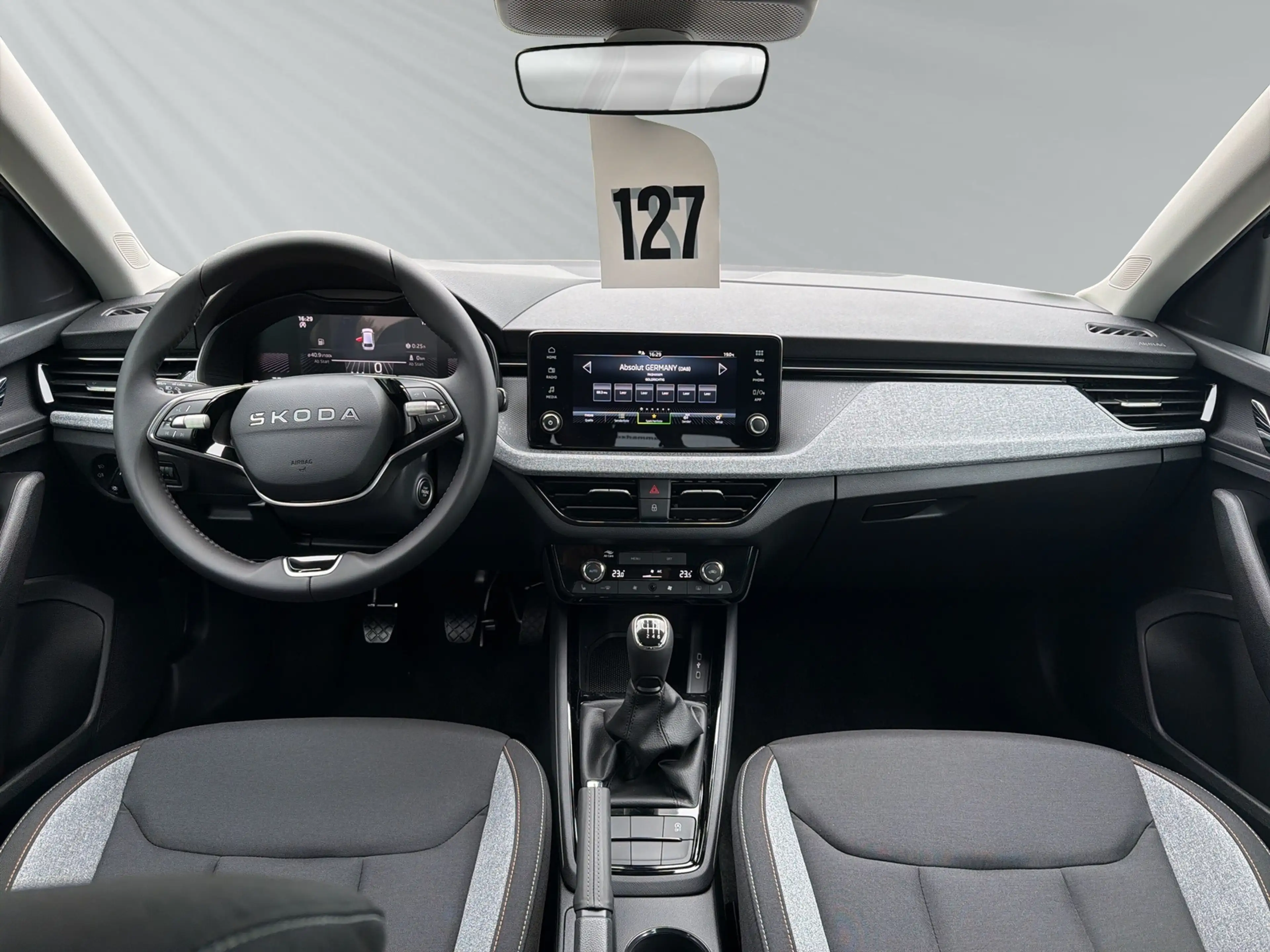Skoda Scala 1,0 TSI Selection RÜCK.KAM+SMART.LINK+SHZ+KLIMA — photo 12