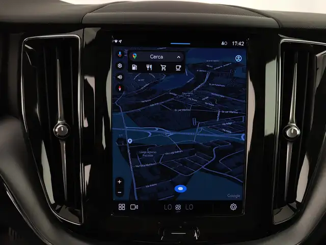 Volvo XC60 view 17