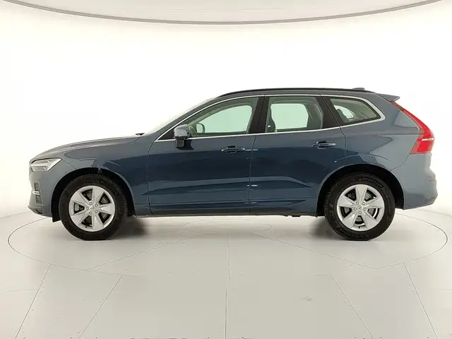 Volvo XC60 view 2