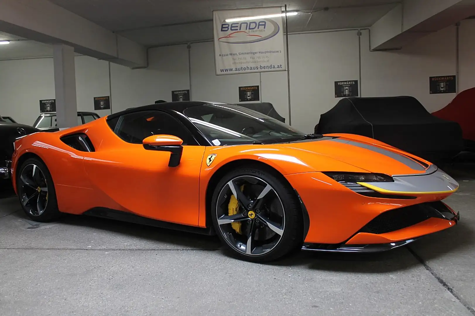 Ferrari SF90 Stradale PHEV 7,9kWh F1-DCT Oranj - 1
