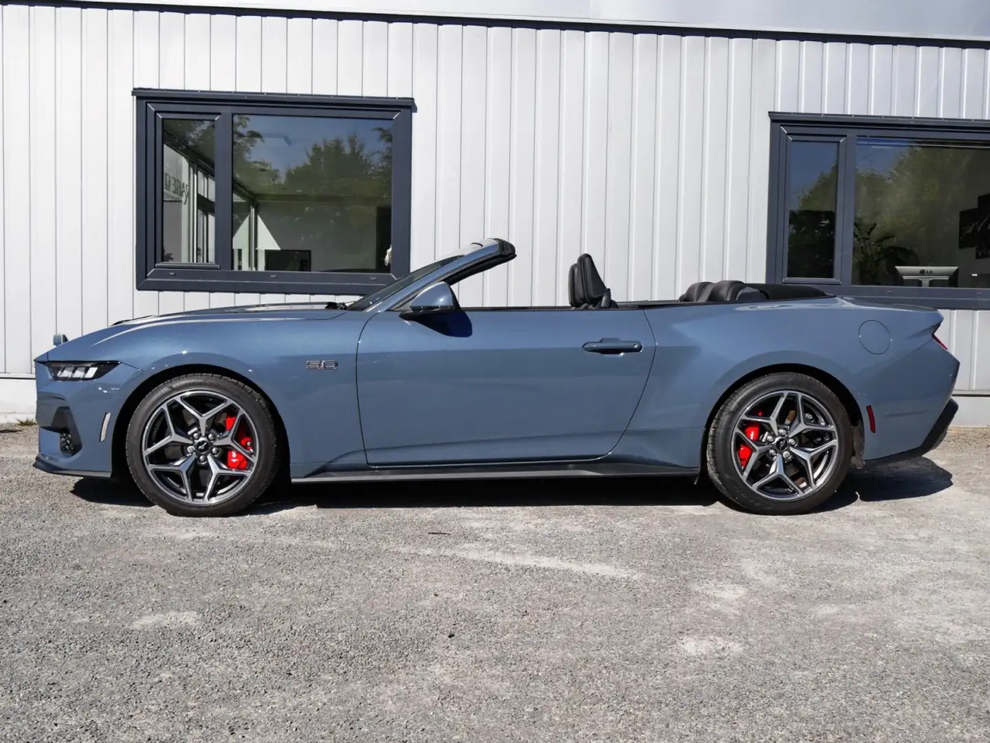Ford Mustang GT Cabrio V8 Aut.+B&O+Navi+ACC+KeyFree Klima Navi Blau - 2