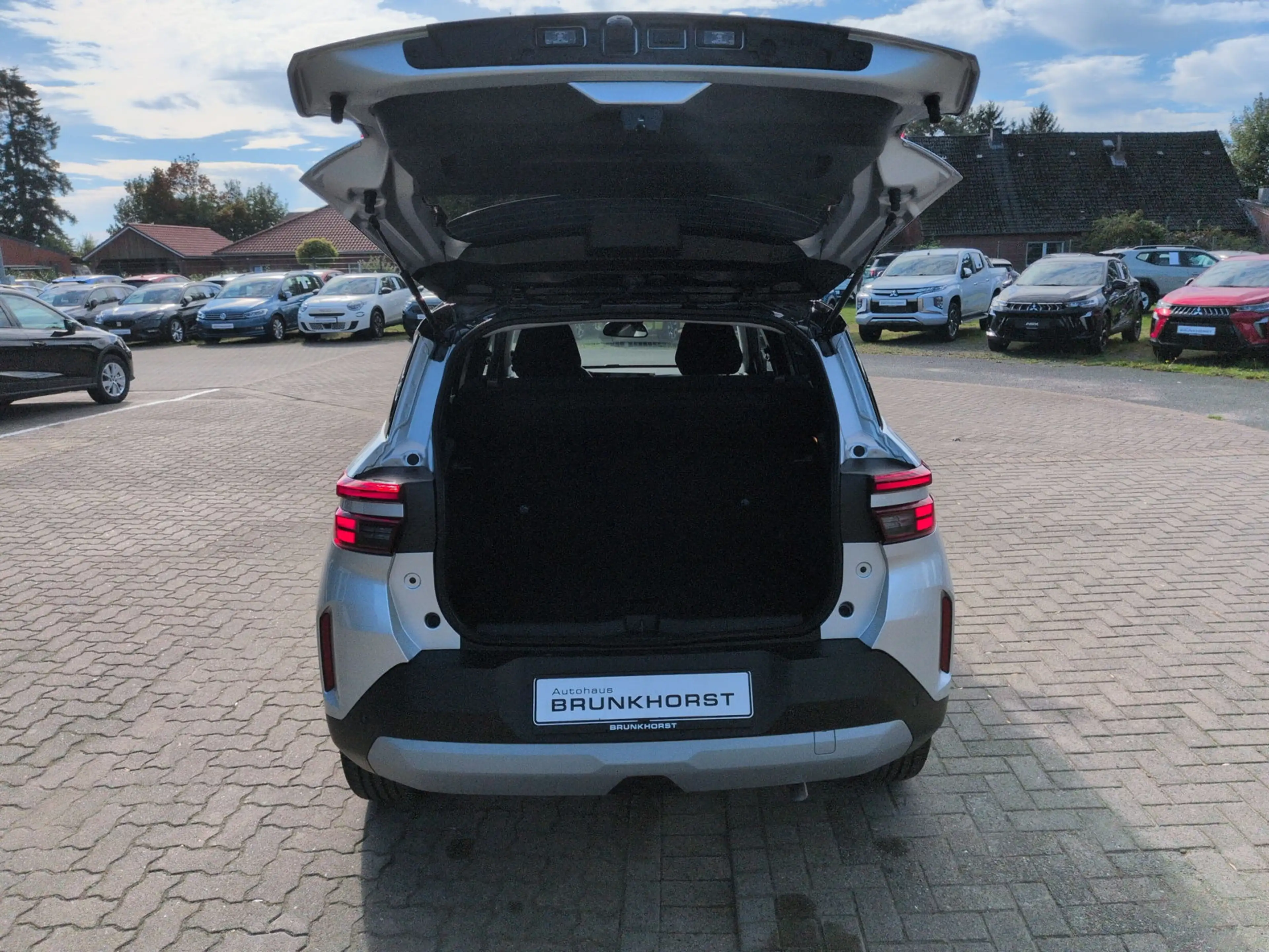 Opel Frontera 145 Full-Hybrid e-DCT6 Ultimate SHZ — photo 15