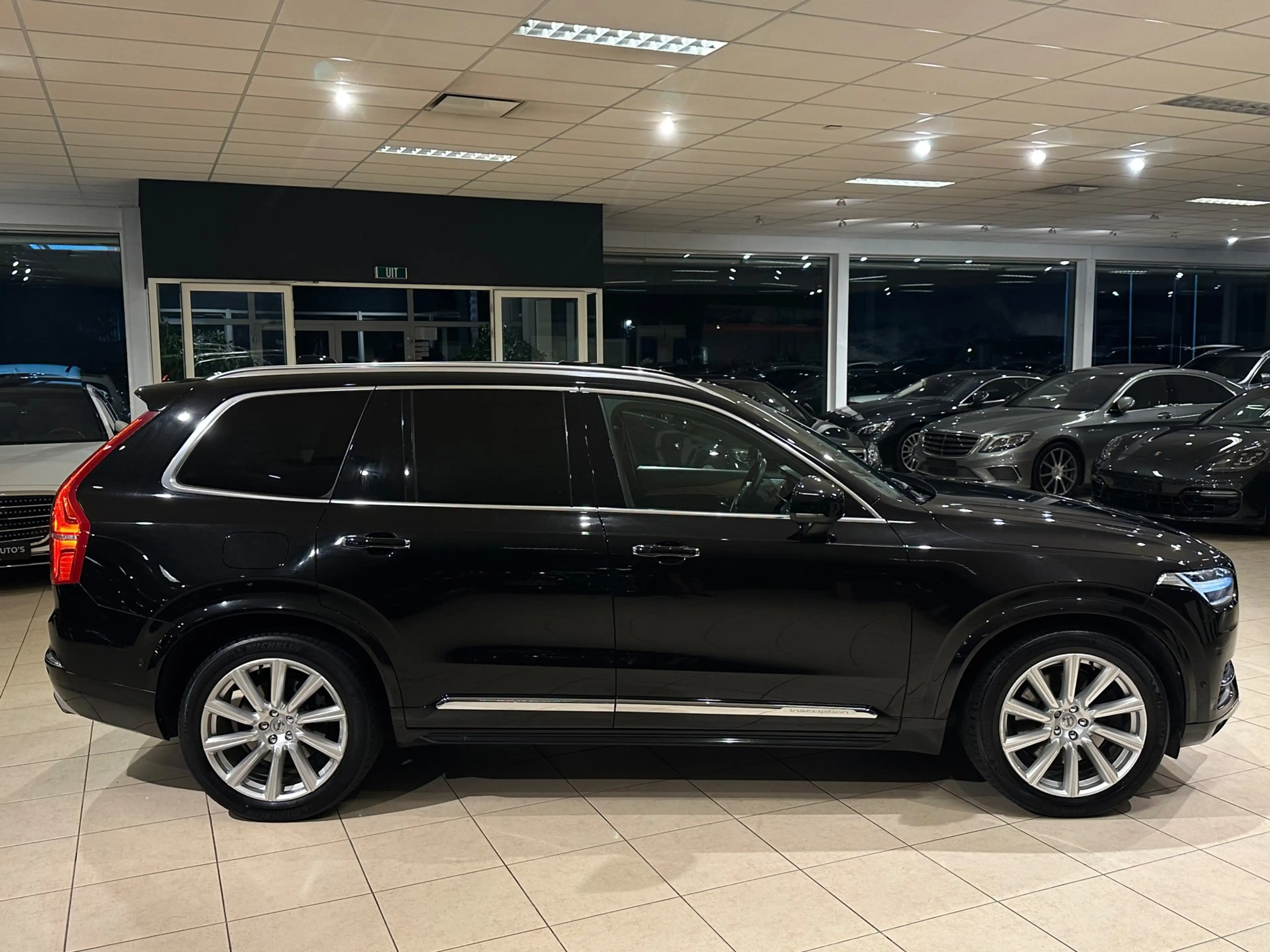 Volvo XC90 2.0 T8 AWD Inscription|TREKHAAK|PANO|7P.|B&W|VOLL — photo 4