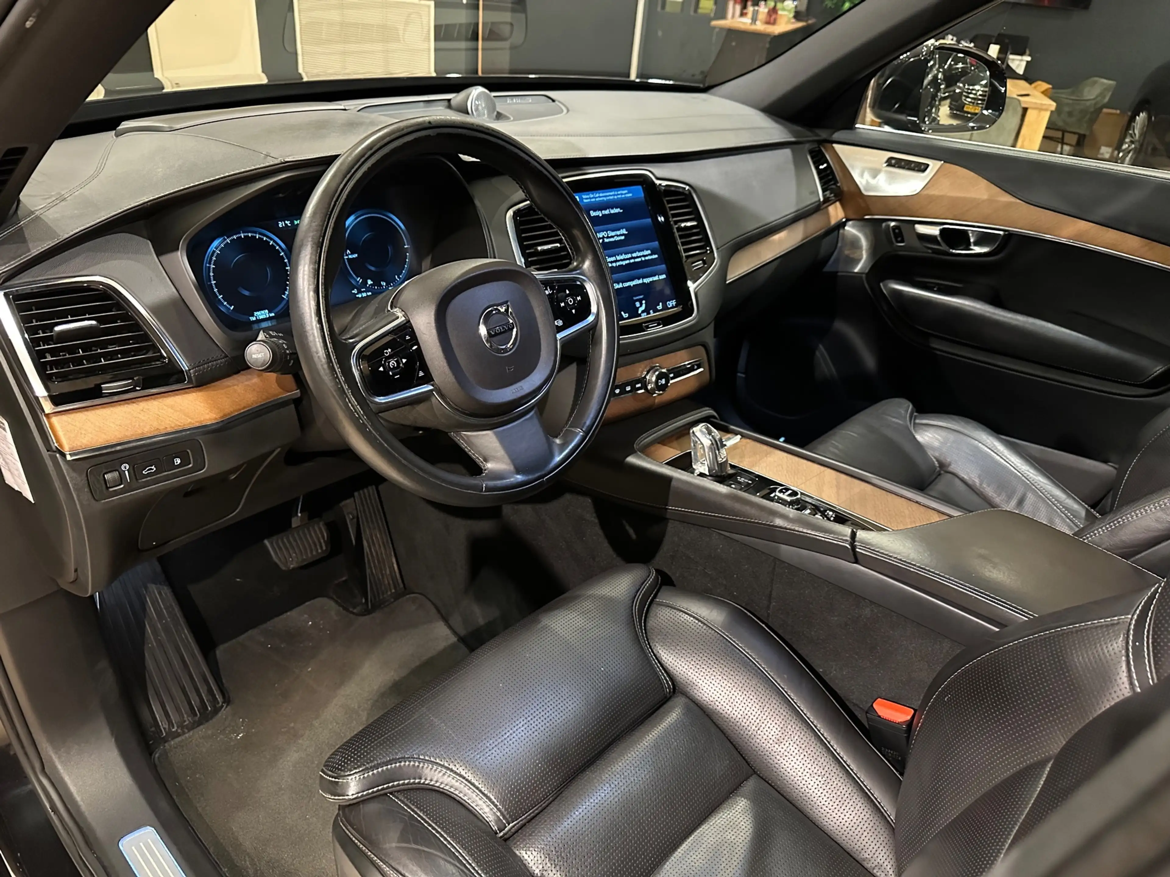 Volvo XC90 2.0 T8 AWD Inscription|TREKHAAK|PANO|7P.|B&W|VOLL — photo 14