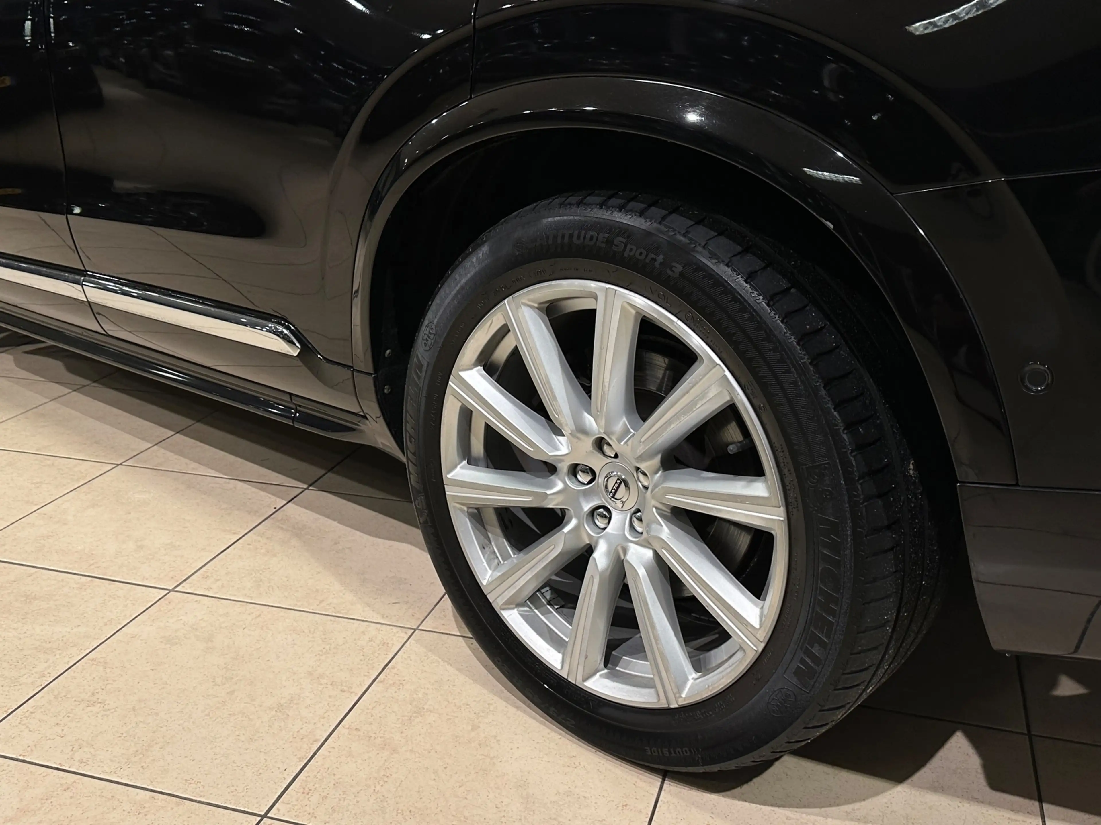 Volvo XC90 2.0 T8 AWD Inscription|TREKHAAK|PANO|7P.|B&W|VOLL — photo 8
